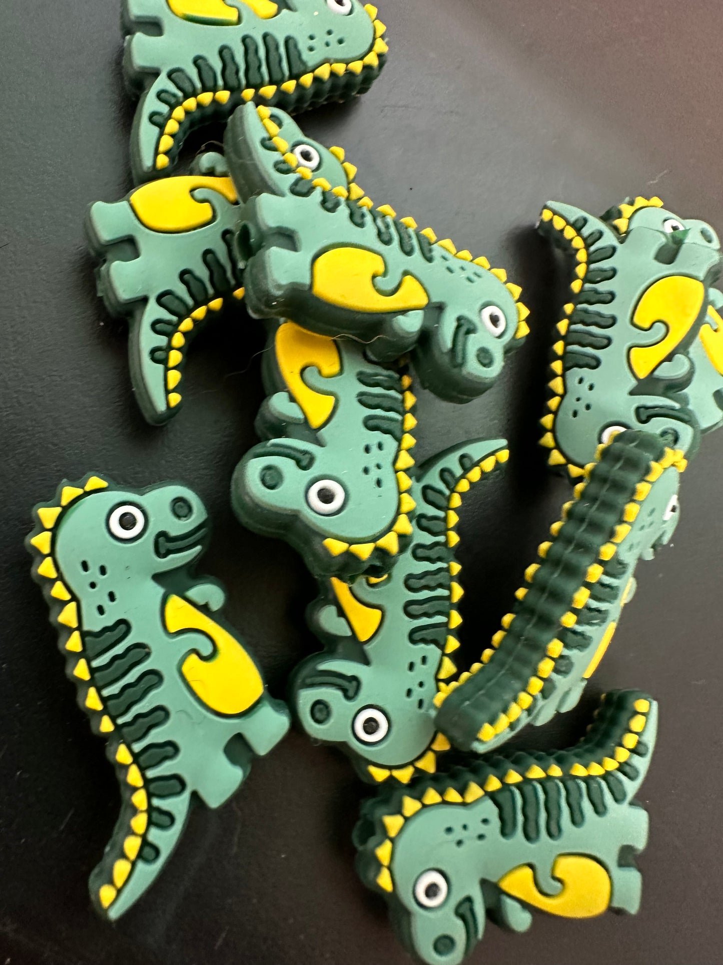 Green dinosaur Focal Bead/ beadable pen/ Silicone bead/ keychain bead/DIY/ Dinosaur/