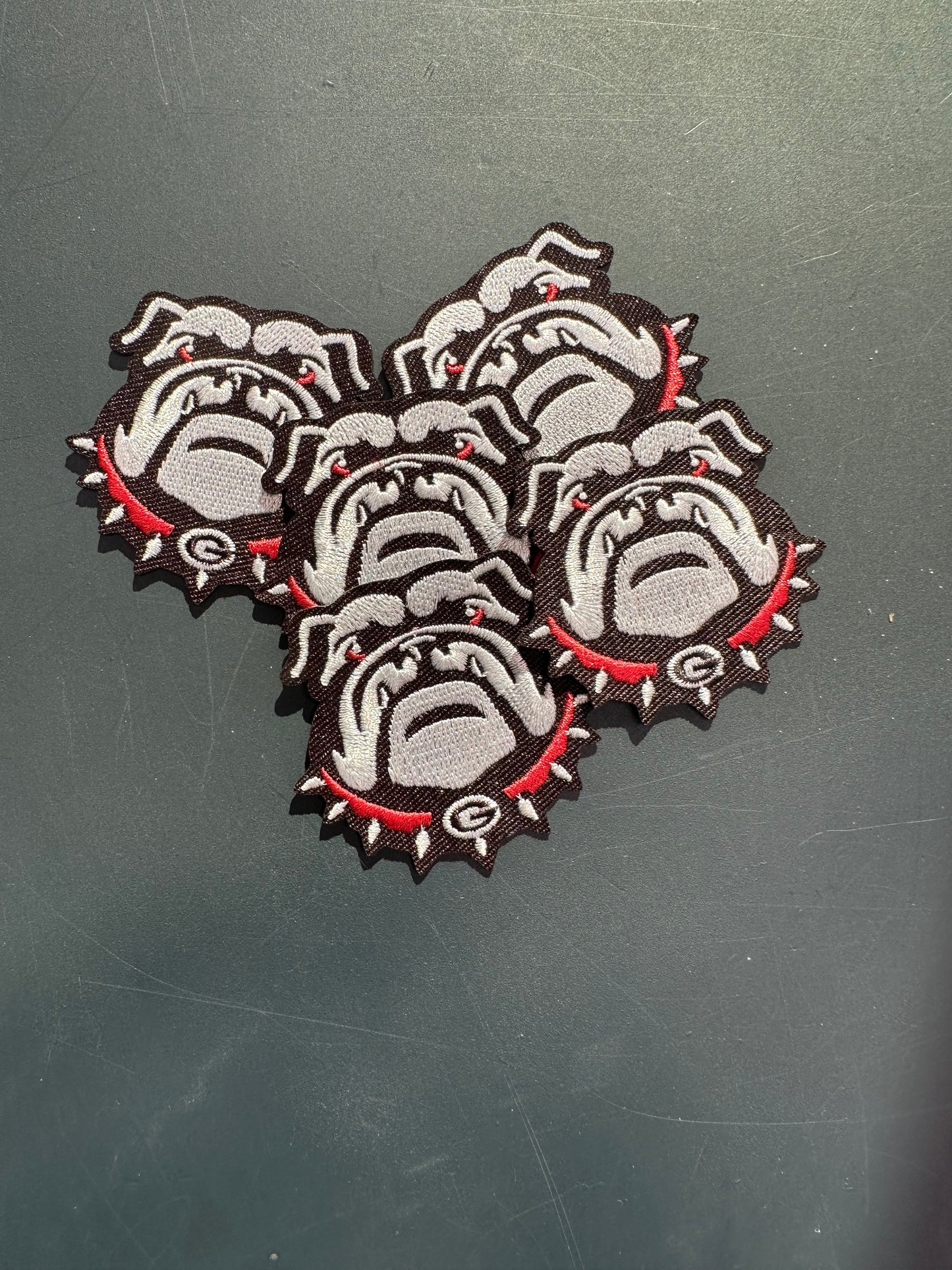 GEORGIA BULLDOGS BULLDOG HEAD /IRON ON PATCH/ SIZE SMALL/ QUALITY MATERIAL/FABRIC PATCHES/FOOTBALL TEAM
