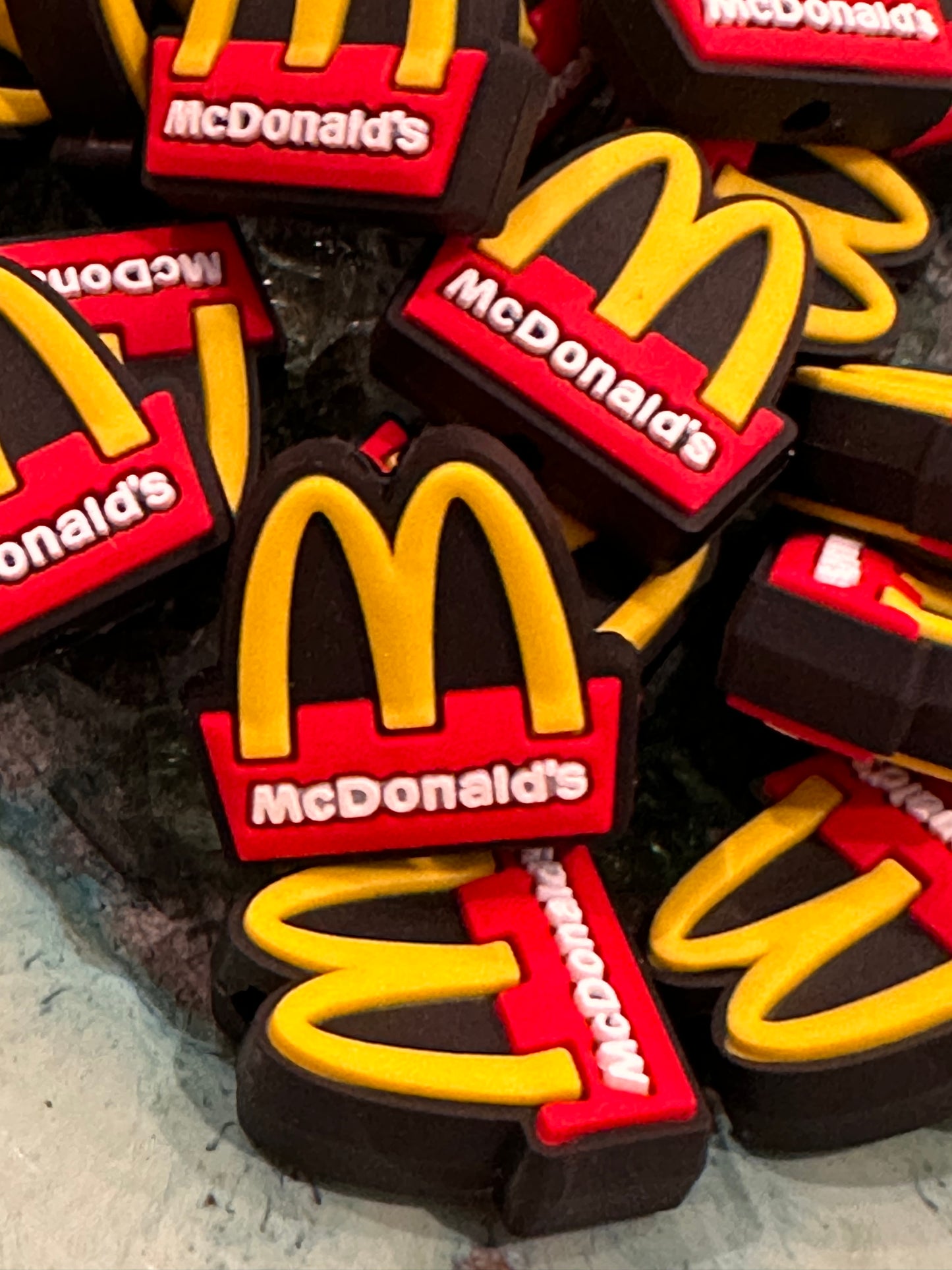 Drive thru food silicone focal bead