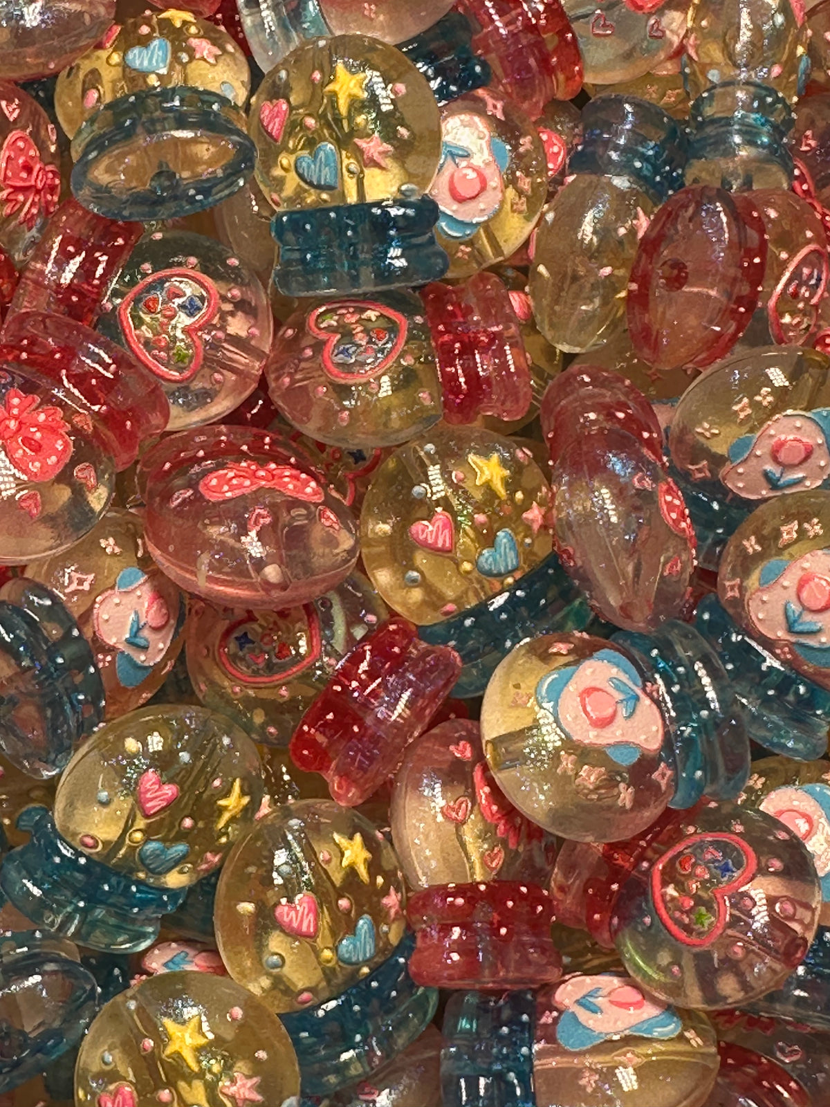 Hearts and Bows Snow globe Shaped Acrylic Beads • 20MM Beads • Pen Beads • Beadable Pen Supplies • DIY Craft Beads • Random Mix – Set of 5