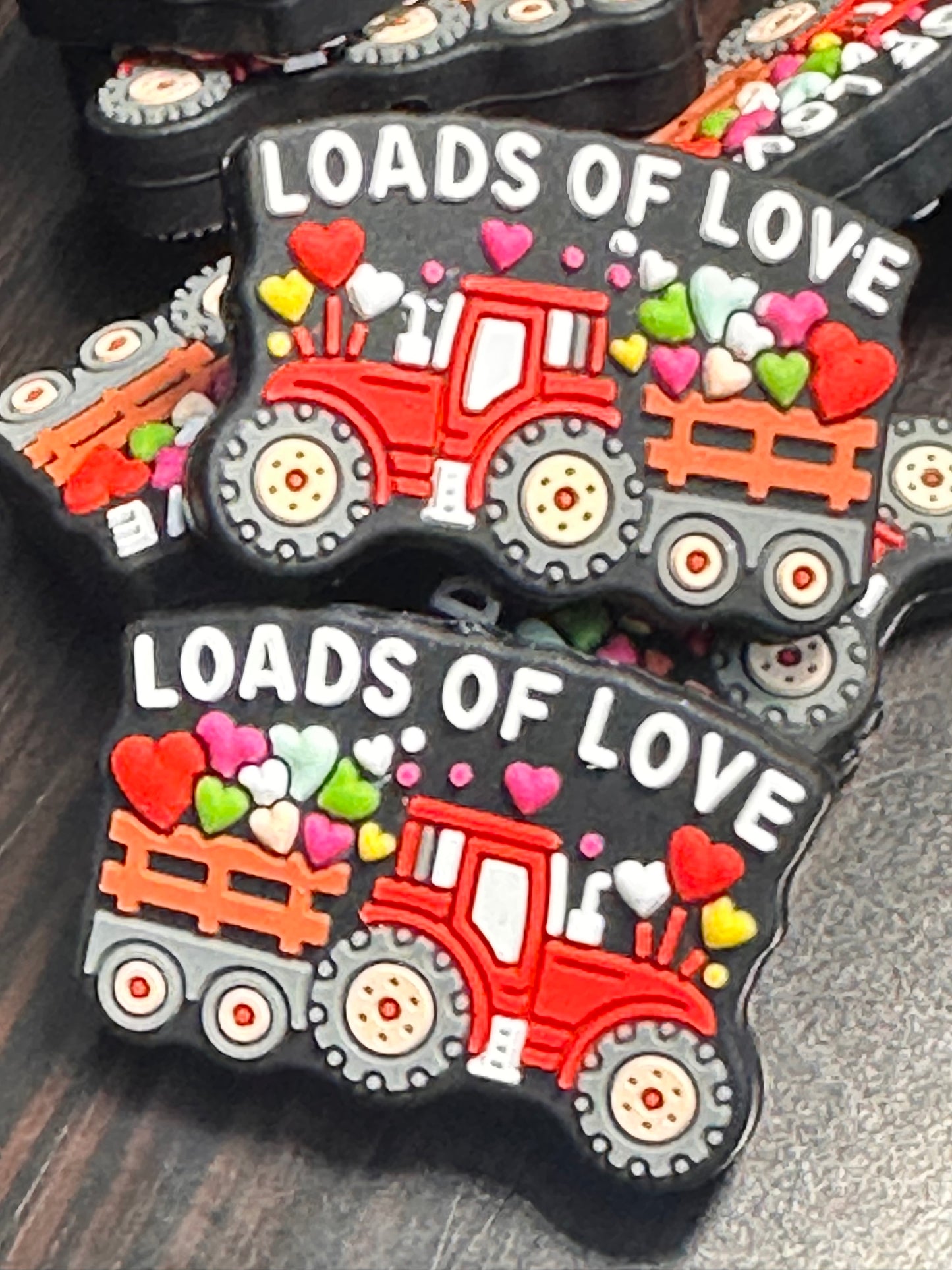 Tractor with Hearts and Loads of Love beads/ beadable pen/ Silicone bead/ keychain bead/Valentines Day hearts/