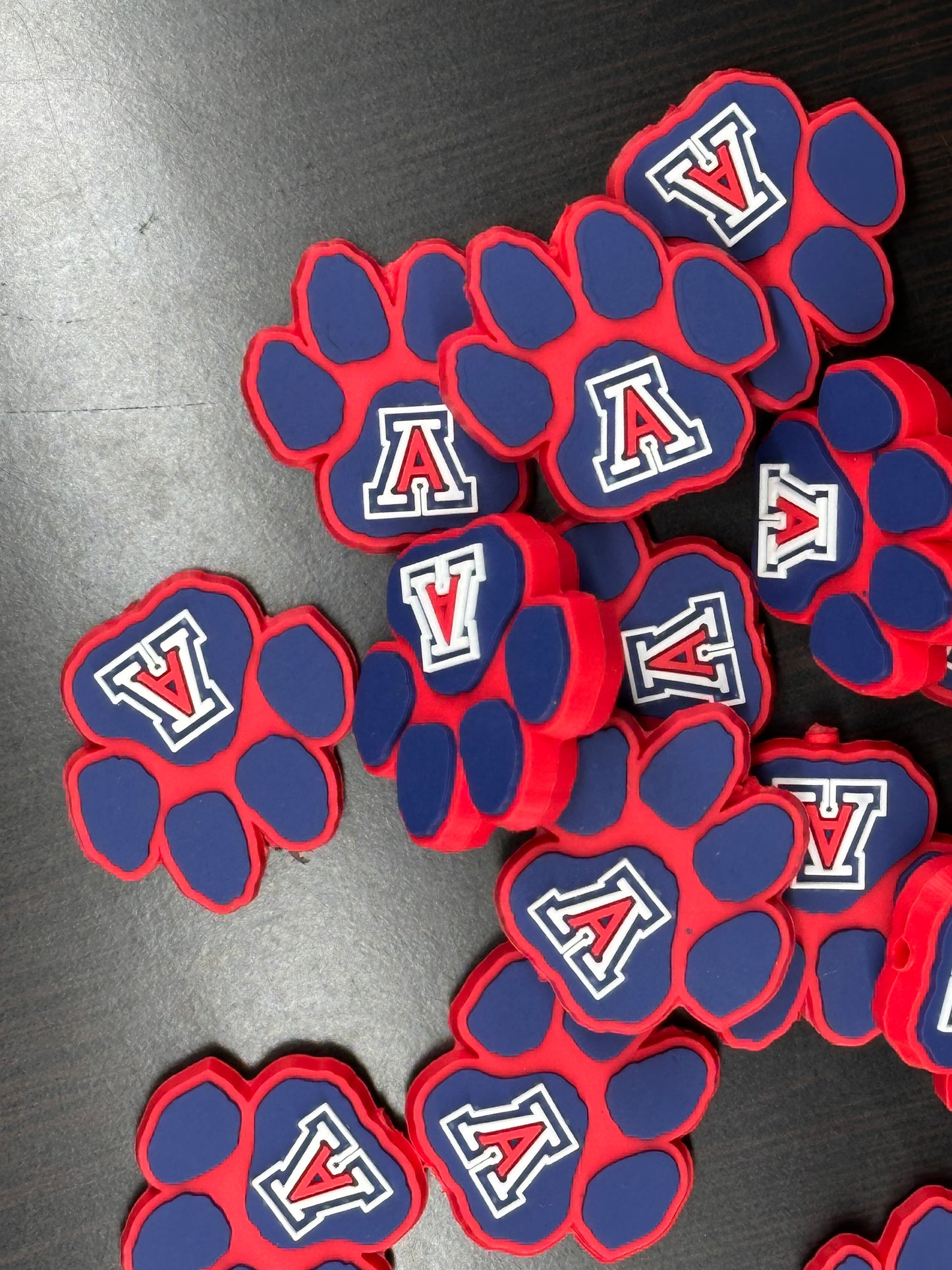 Arizona Wildcats/ University of Arizona focal bead / sports silicone bead