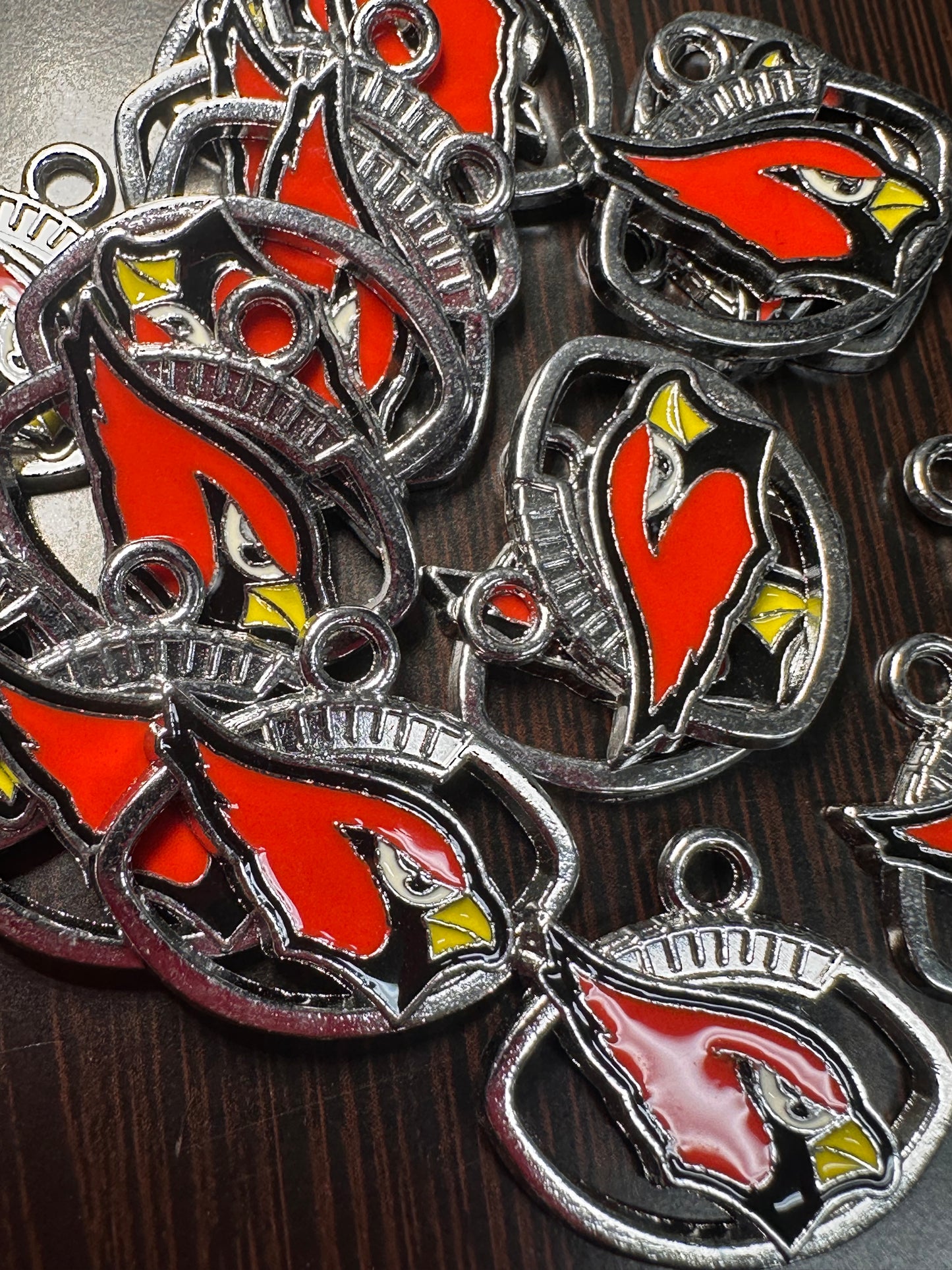 Enameled metal charm/Arizona cardinals / pendant/ DIY charm bracelet/ DIY necklace