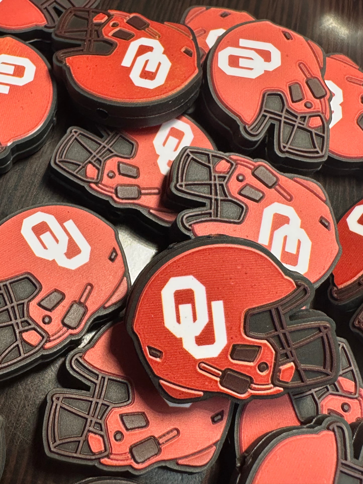 University of Oklahoma helmet shaped focal bead / football / helmet