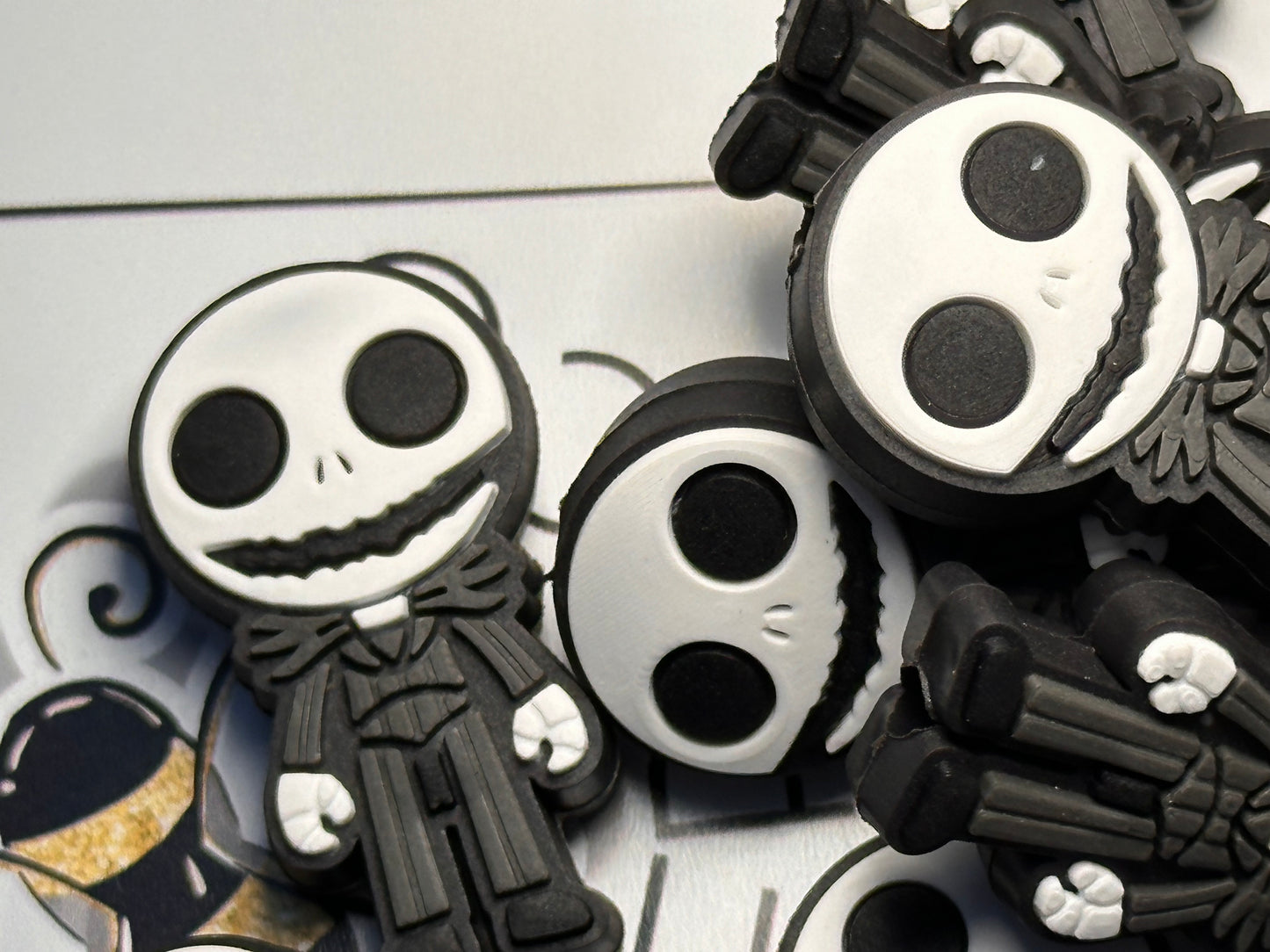 Skeleton man focal bead