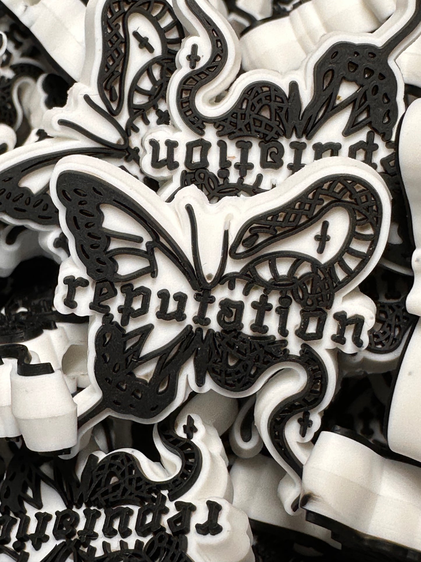 Taylor Swift focal bead / Reputation butterfly