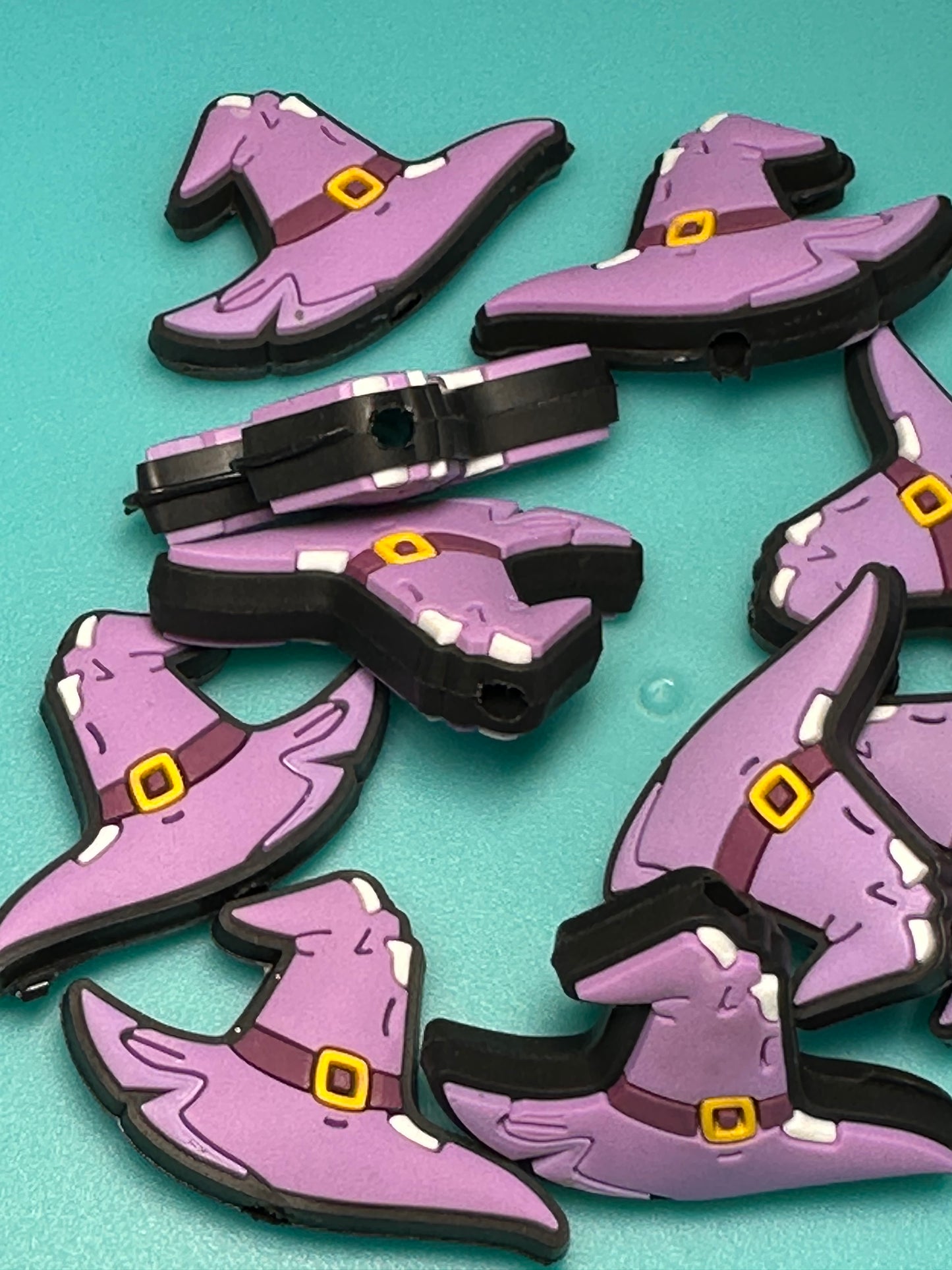 Purple witch hat silicone focal bead/Halloween