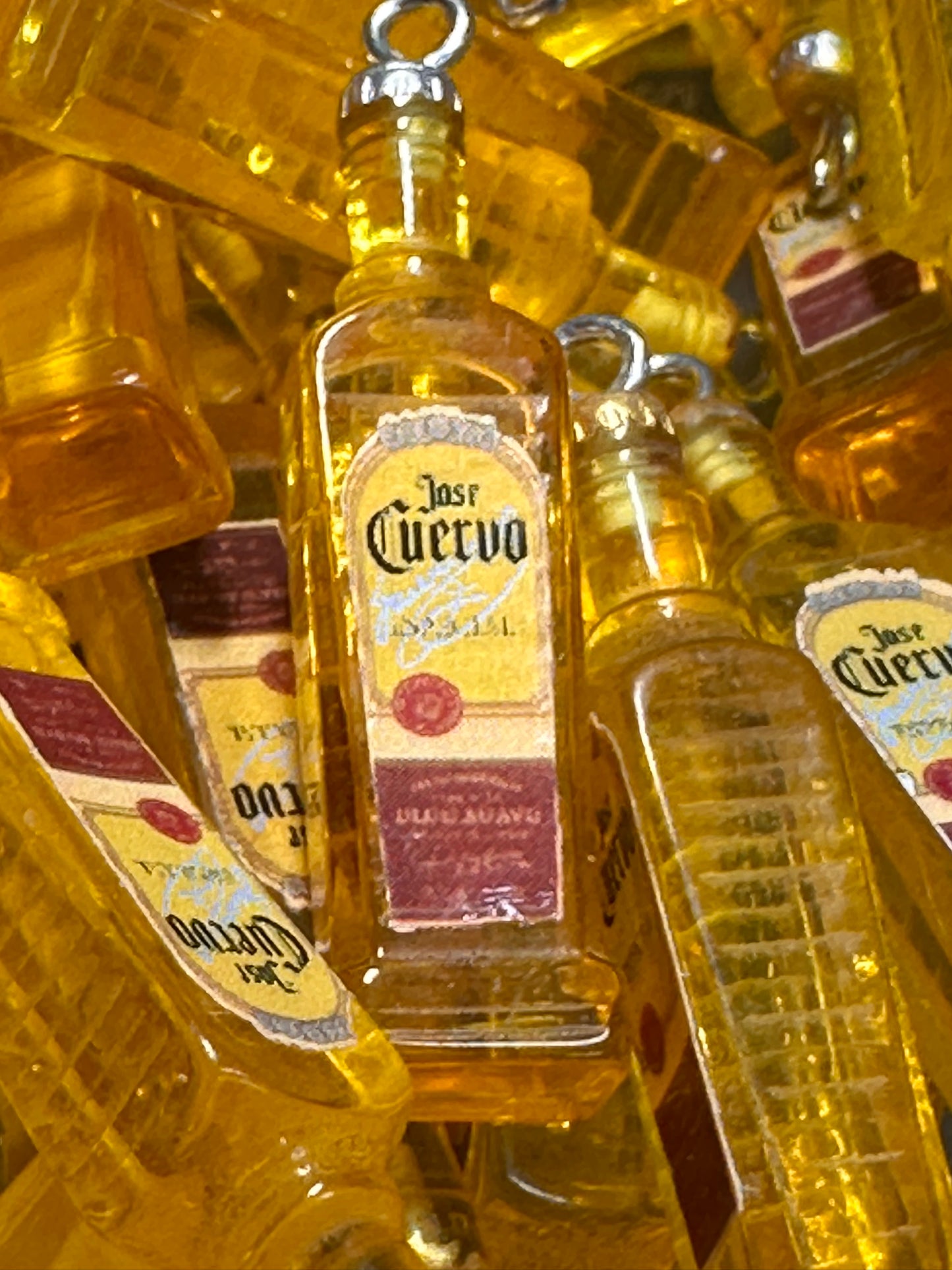 Mini Bottle Charms – Resin Drink Beads for Keychains, Jewelry & DIY Crafts yellow bottles