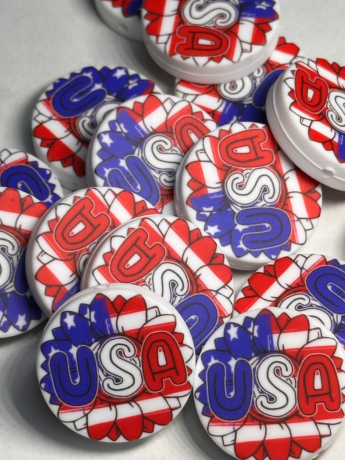 American Flag/ Focal Bead/ USA/ beadable pen/ Silicone bead/ keychain bead/ Patriotic/ Fourth of July/ America / flower
