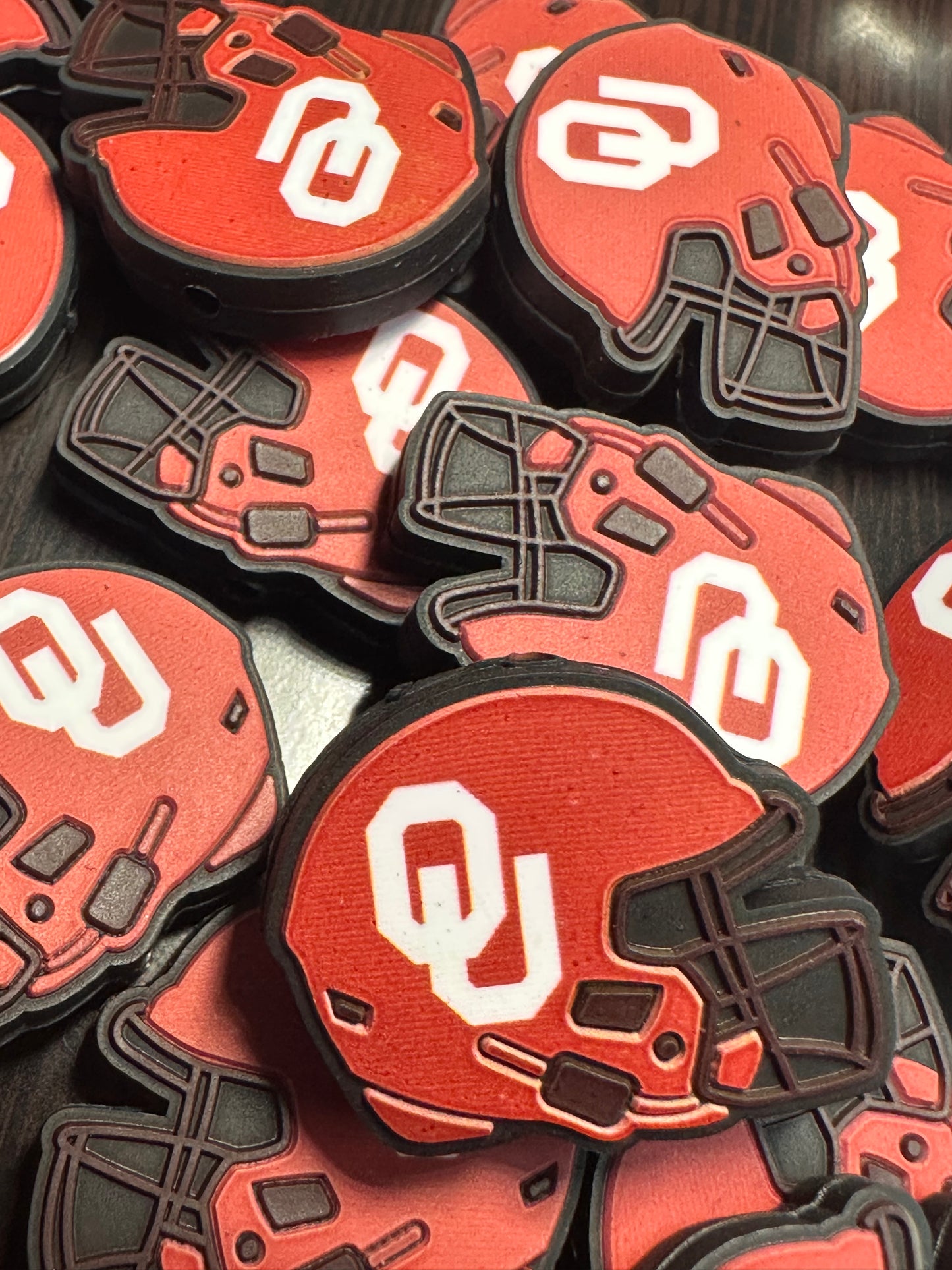 University of Oklahoma helmet shaped focal bead / football / helmet