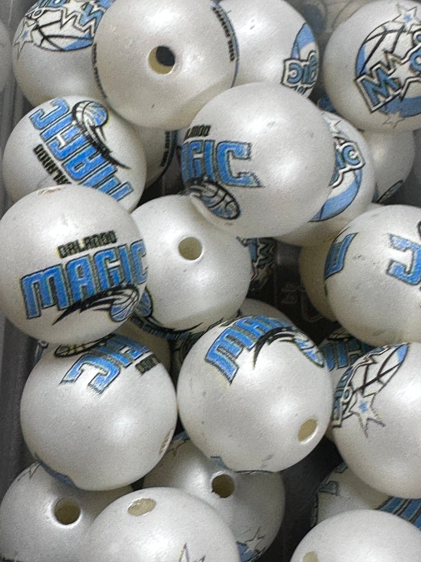 Magic basketball -16mm Sports Print Beads • Set of 10 • Great for Pens, Keychains & Crafts-