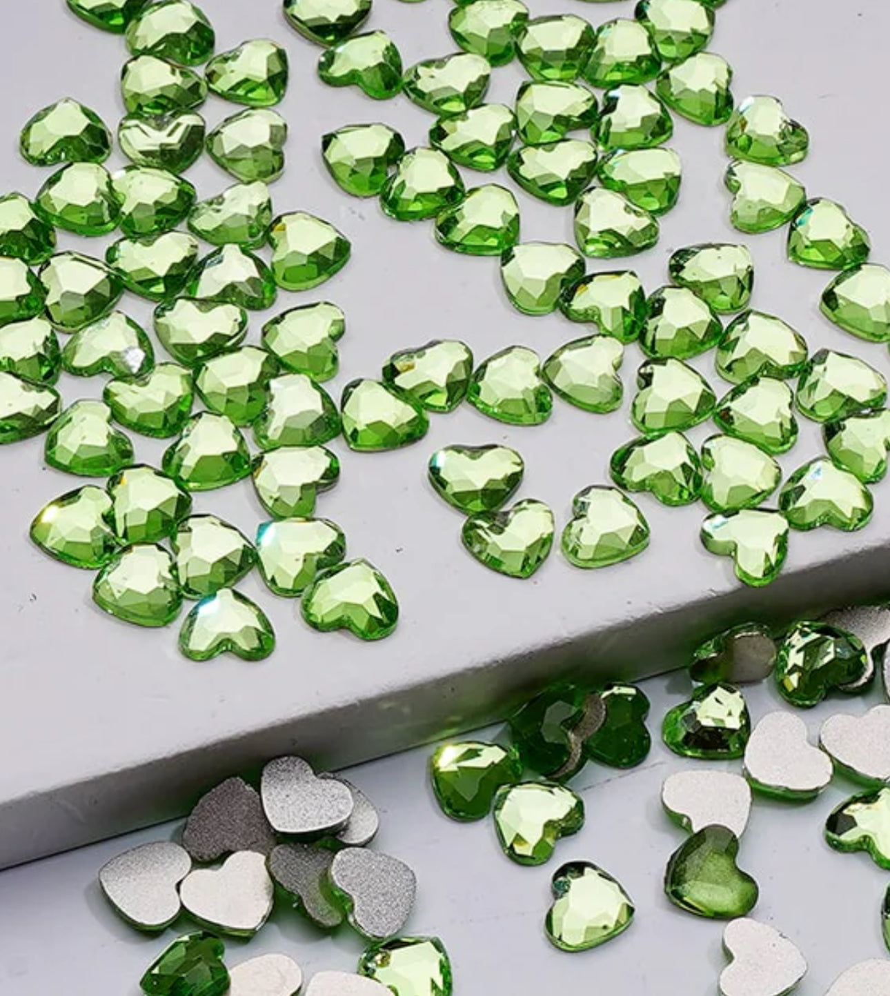 Sparkly little flat backs faceted heart shaped charms/many colors/
