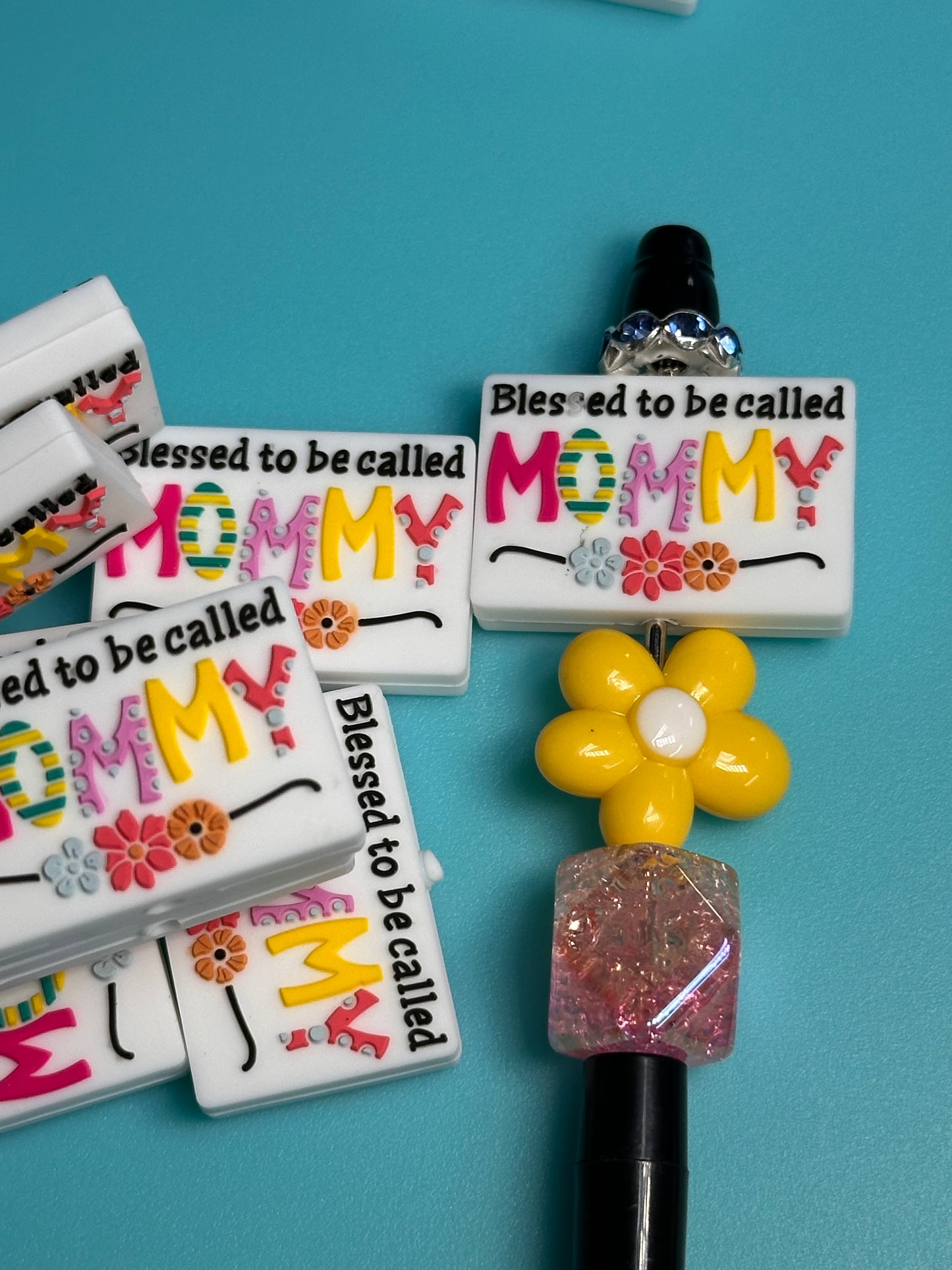 Mommy/ mama Focal Bead/ for beadable pen/ Silicone bead/keychain bead/ Mothers Day/ Blessed mama/ mom