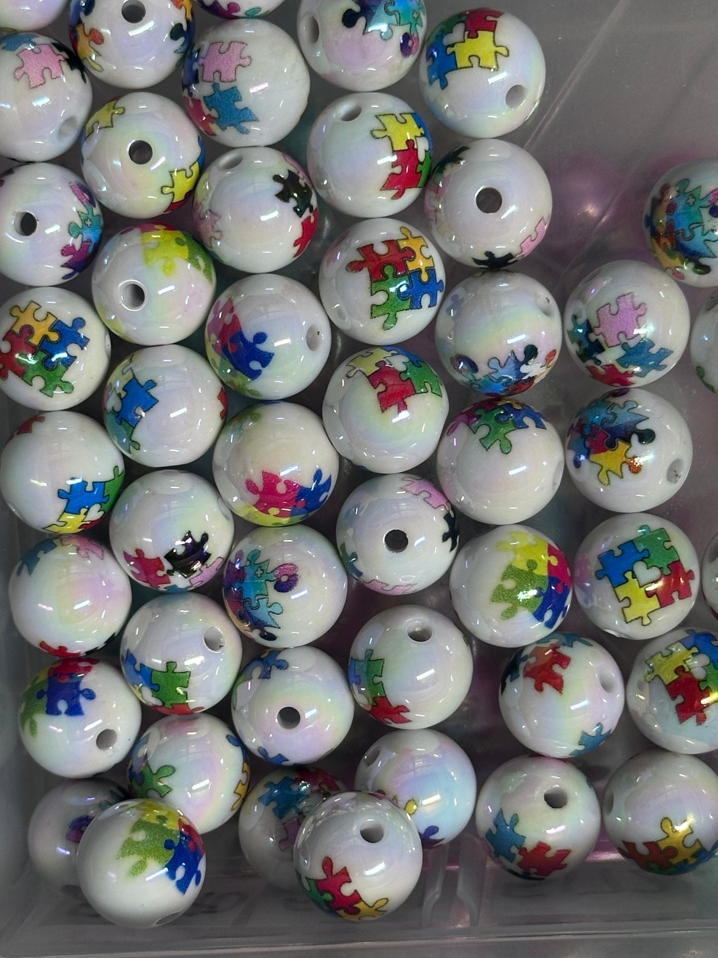 Acrylic white beads with colorful puzzle pieces on them included/ Bead/ beadable pen/ keychain bead/ Autism awareness / Ten (10) beads-16mm