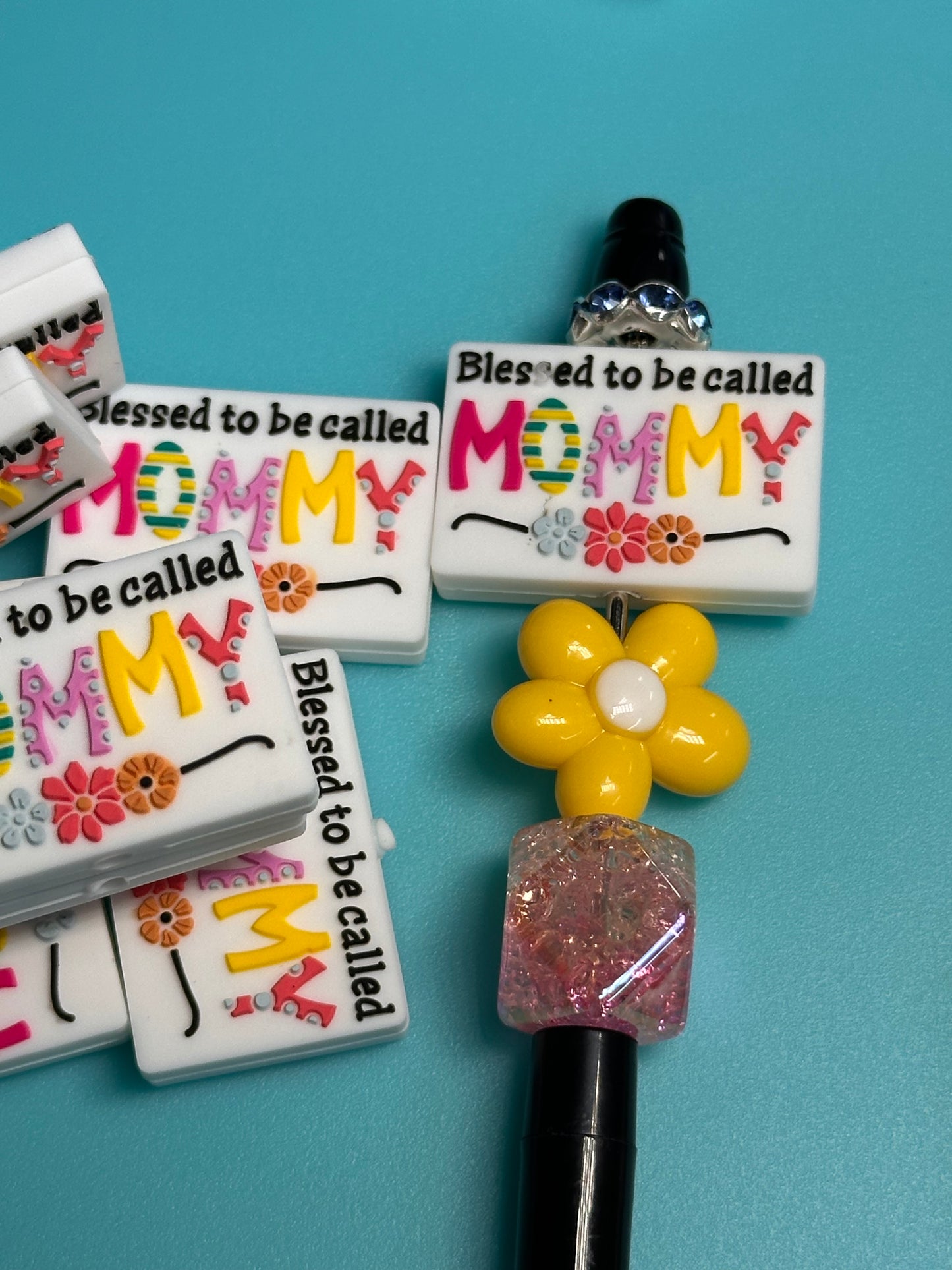 Mommy/ mama Focal Bead/ for beadable pen/ Silicone bead/keychain bead/ Mothers Day/ Blessed mama/ mom
