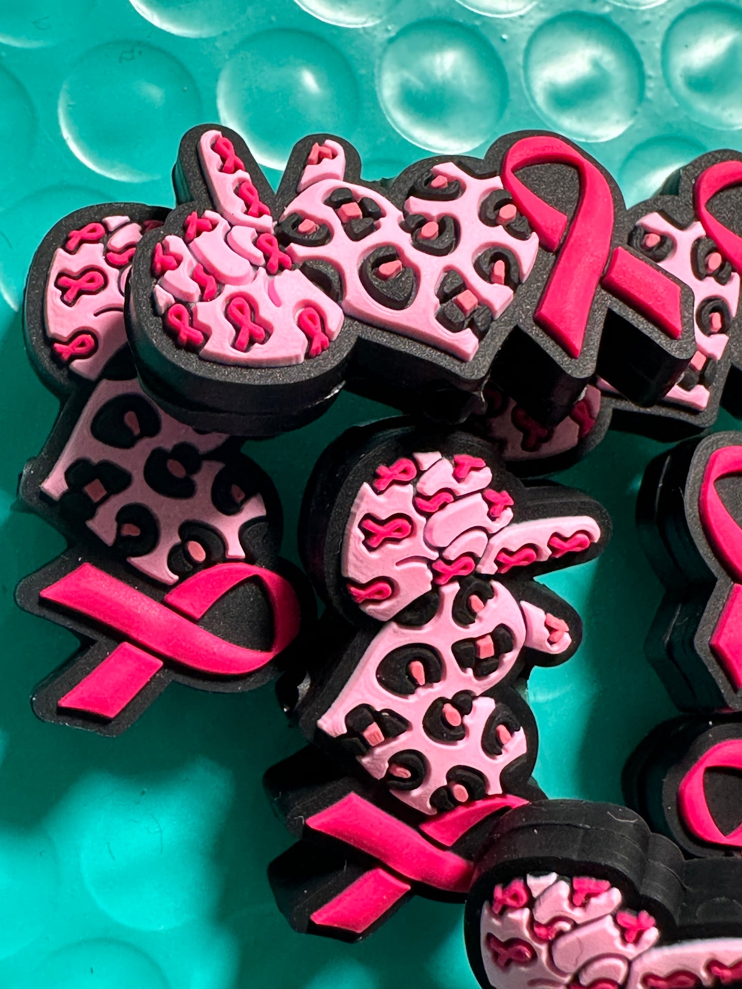 Peace love cancer ribbon Focal Bead/