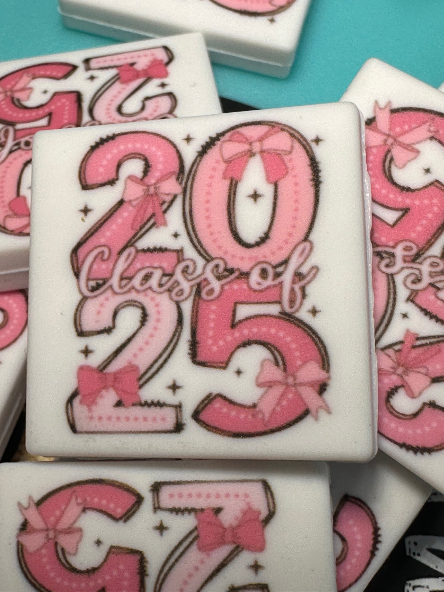 Senior class 2025/ Graduate / Focal Bead/ beadable pen/ Silicone bead/ keychain bead/ DIY/ senior/ graduation/ 2025 /#2