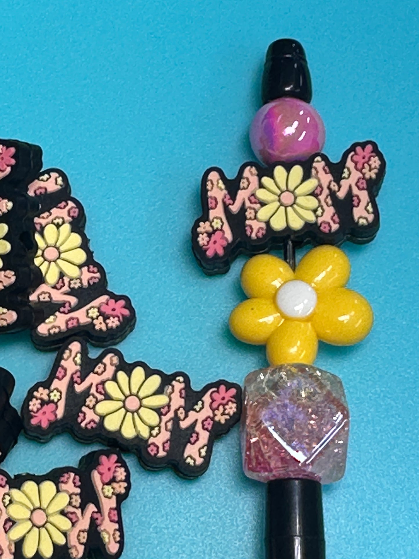 Mommy/ mama Focal Bead/ for beadable pen/ Silicone bead/keychain bead/ Mothers Day/ Blessed mama/ mom