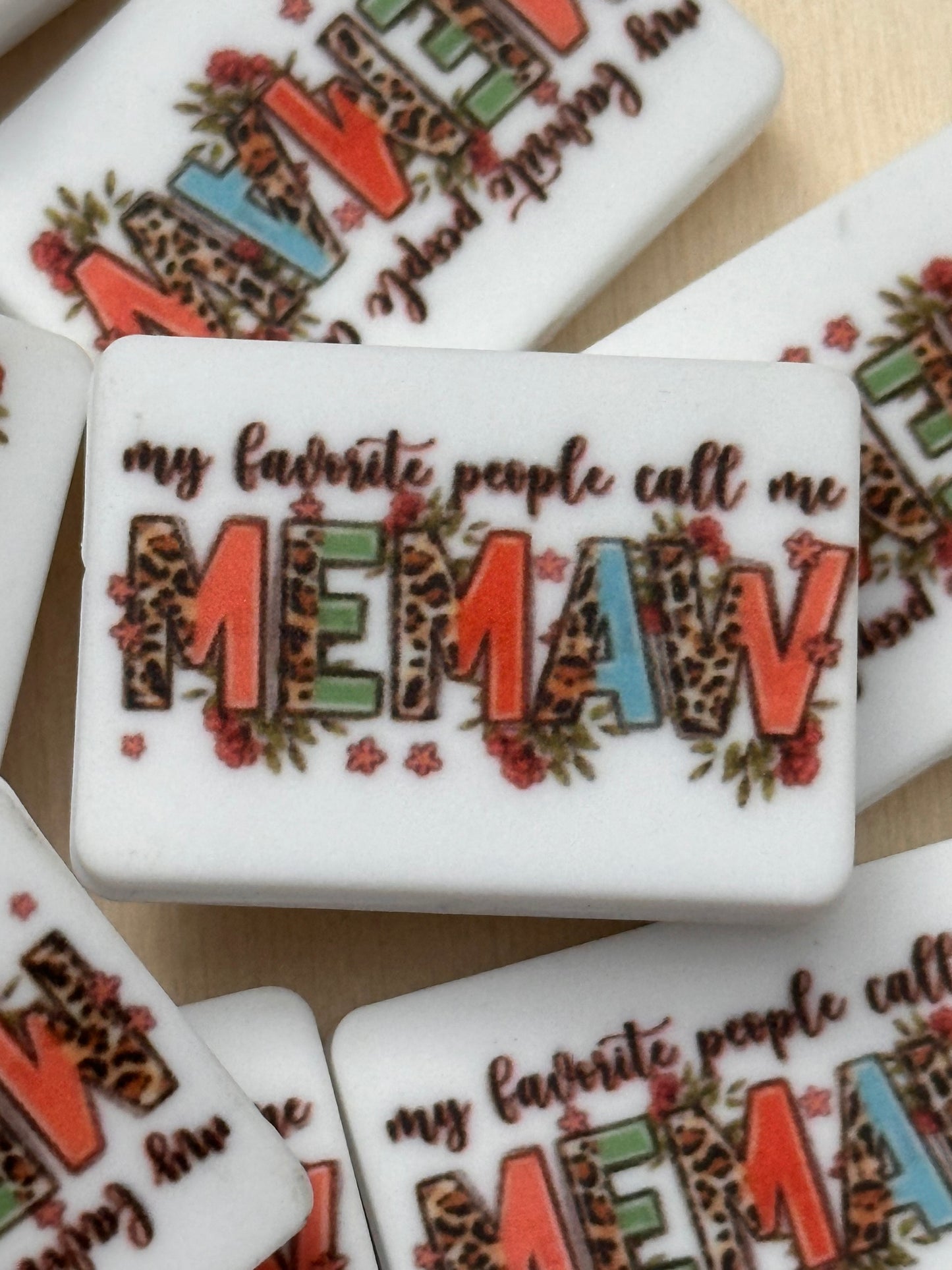 Memaw Focal Bead/ beadable pen/ Silicone bead/ mother/ keychain bead/ circle shaped/ Mothers Day/ Grandma/ Grandmother/ Mimi/Nana