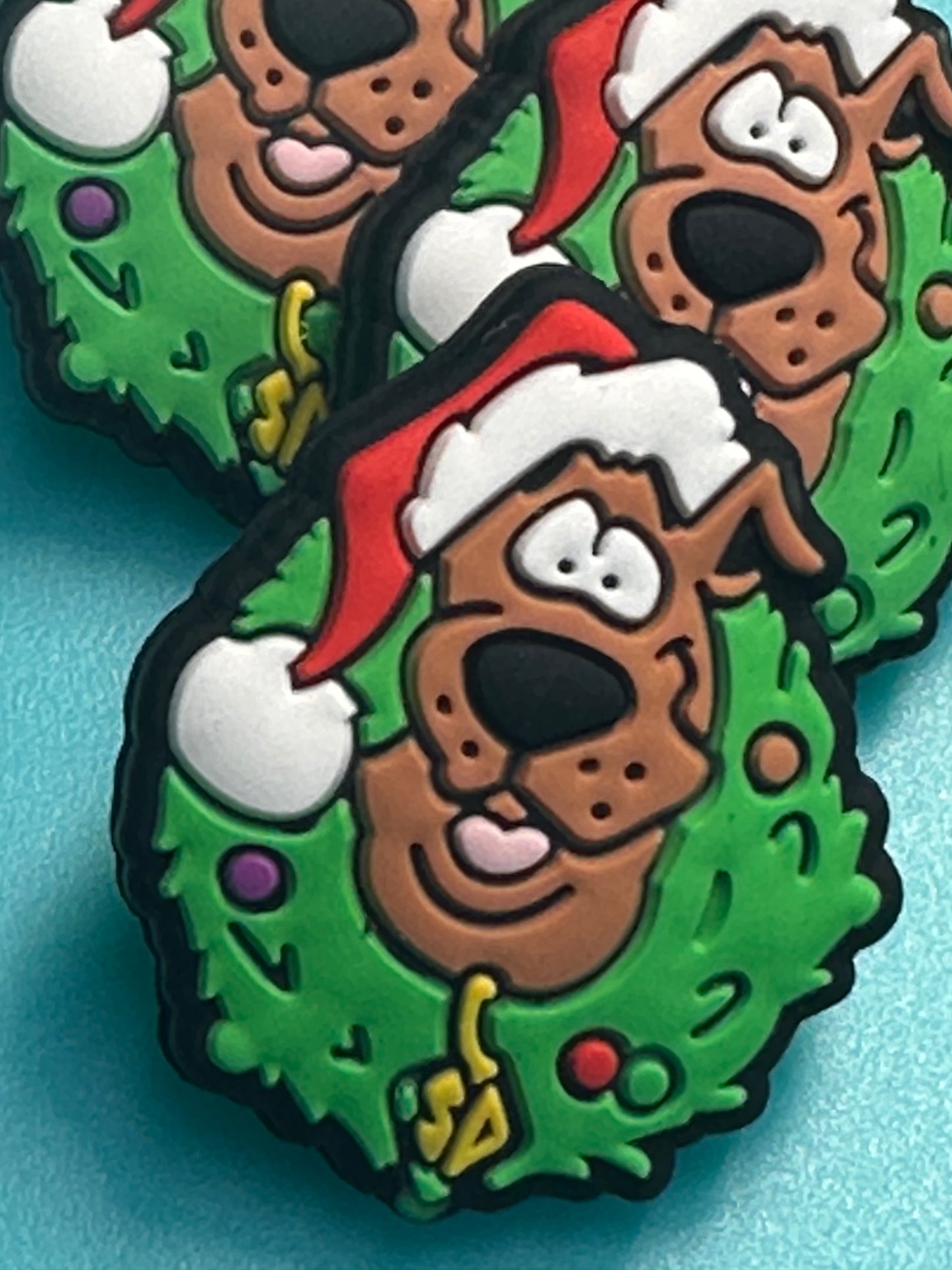 Christmas wreath/dog/ Santa hat/ Focal Bead/ beadable pen/ Silicone bead/ keychain bead/