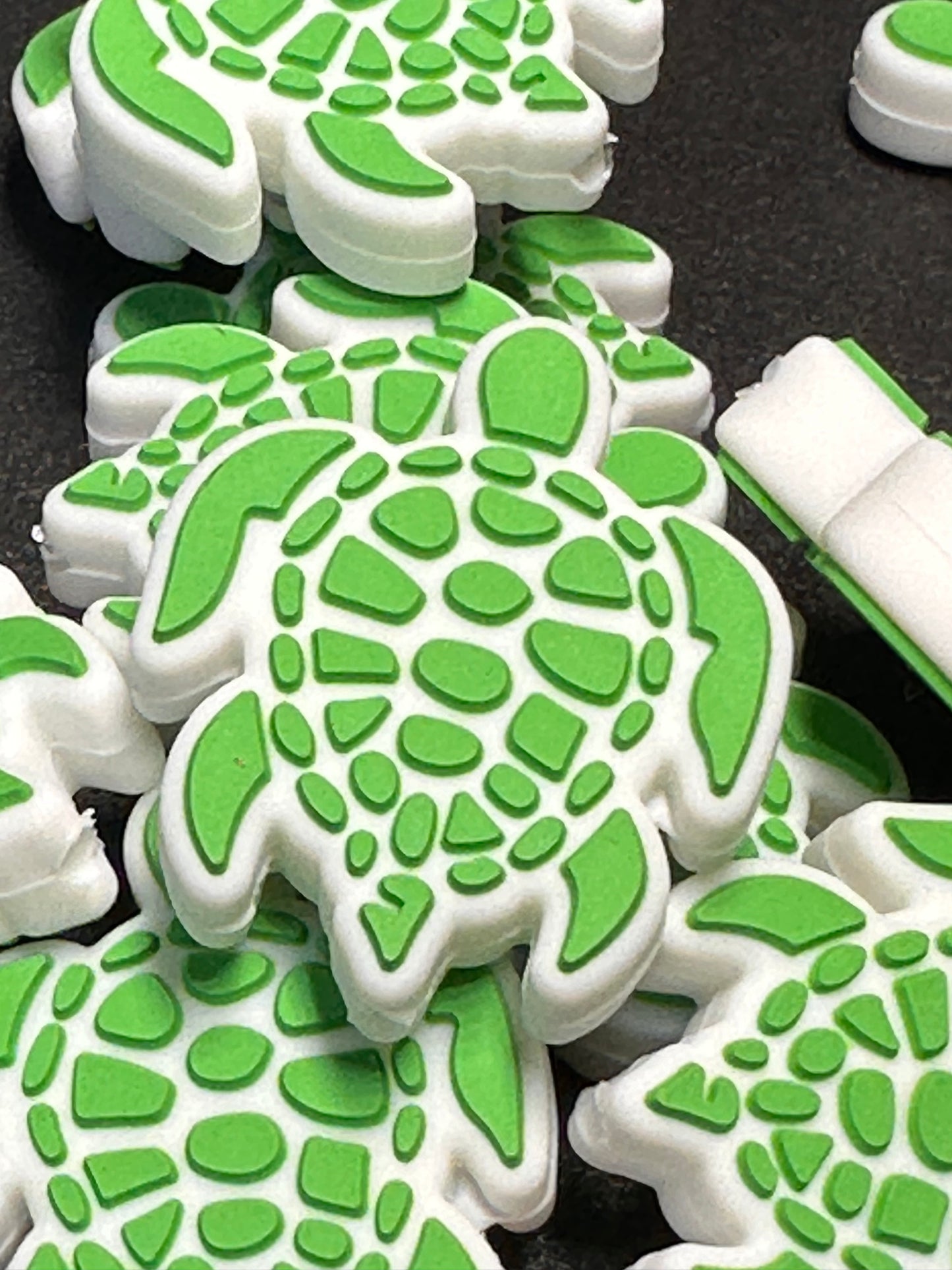 Turtle Focal Bead/ beadable pen/ Silicone bead/ keychain bead/turtle/