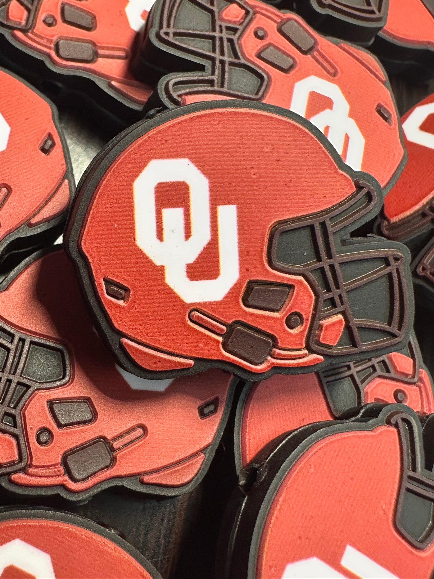 University of Oklahoma helmet shaped focal bead / football / helmet