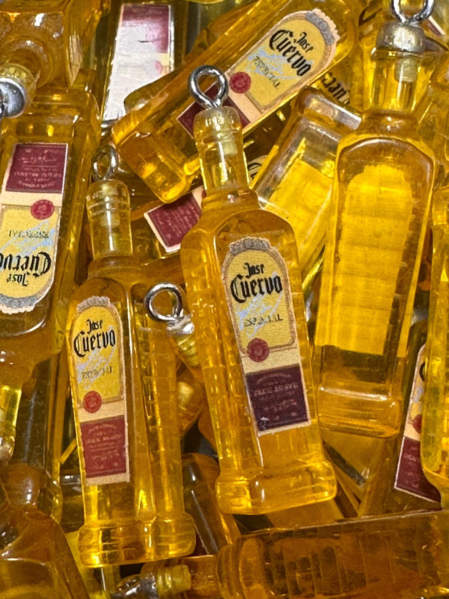 Mini Bottle Charms – Resin Drink Beads for Keychains, Jewelry & DIY Crafts yellow bottles