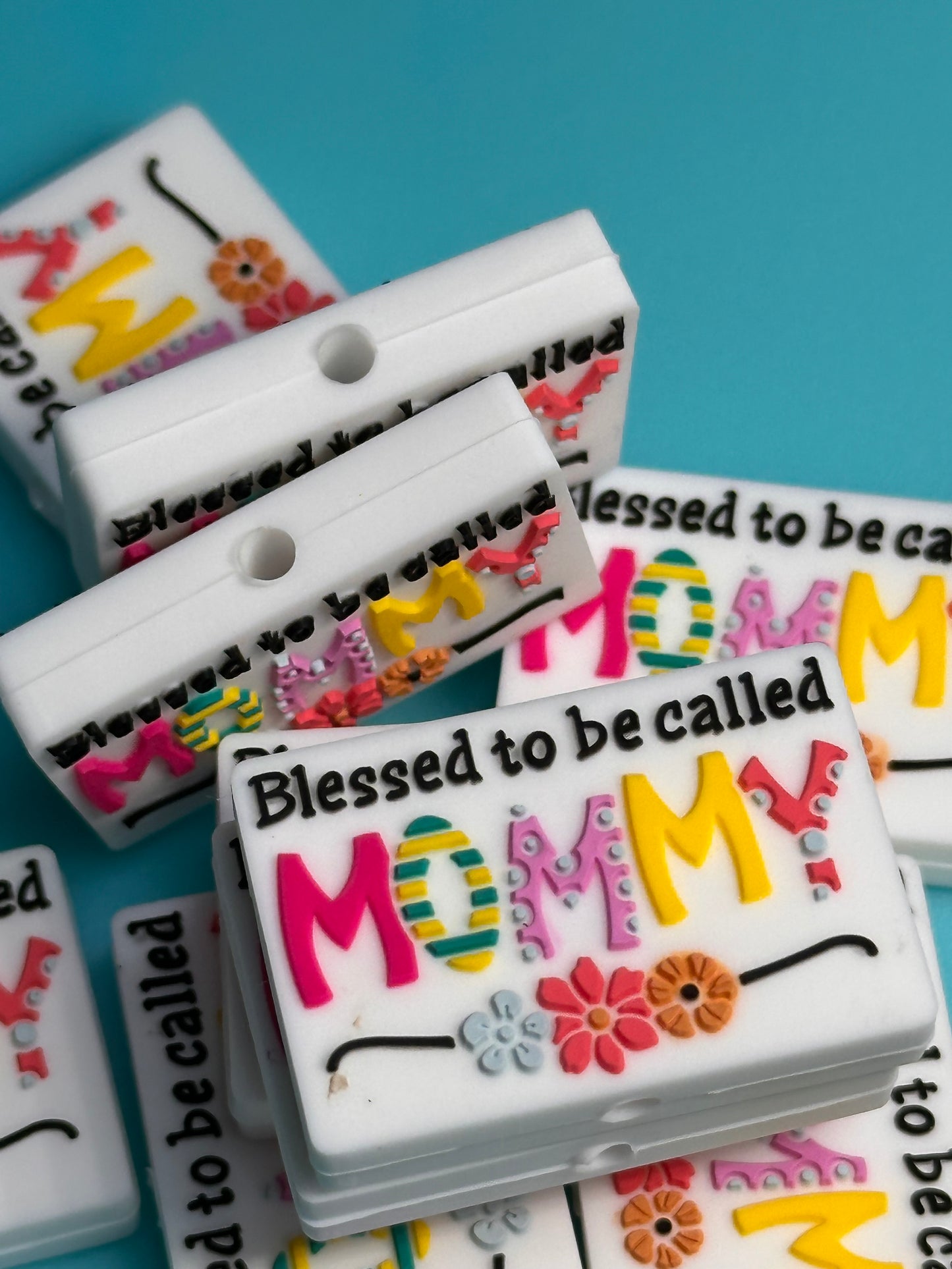 Mommy/ mama Focal Bead/ for beadable pen/ Silicone bead/keychain bead/ Mothers Day/ Blessed mama/ mom