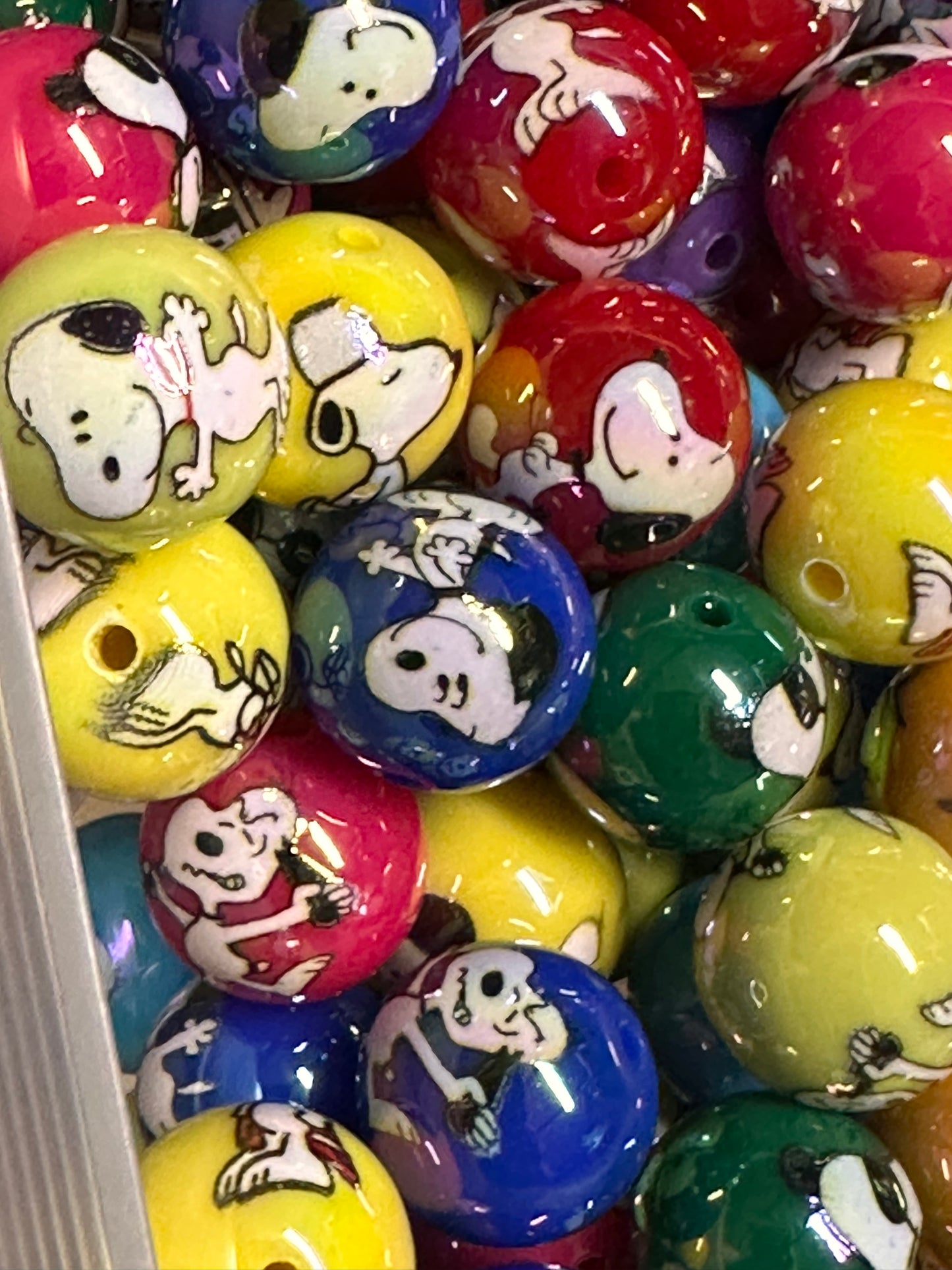 Ten (10) colorful dog beads/ round shaped beads/ pen beading beads / keychain beads/ DIY/ 16mm/ white dog with black ears