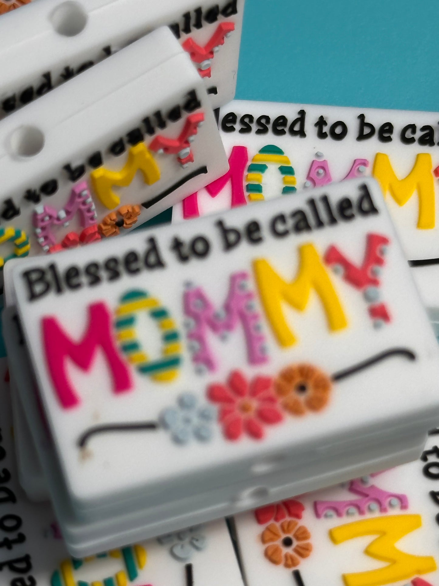 Mommy/ mama Focal Bead/ for beadable pen/ Silicone bead/keychain bead/ Mothers Day/ Blessed mama/ mom