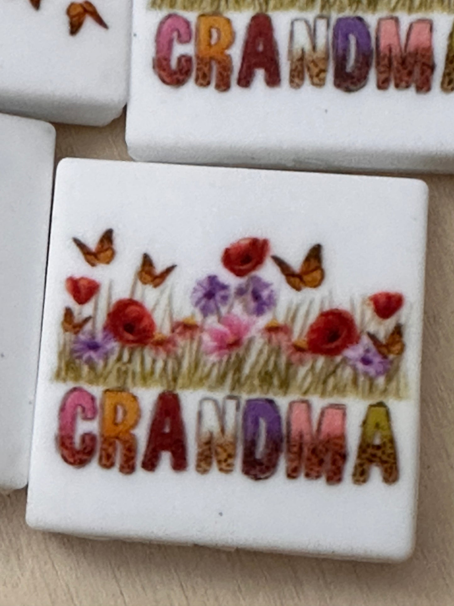 Grandma Focal Bead/ beadable pen/ Silicone bead/keychain bead/ circle shaped/ Mothers Day/ Grandmother