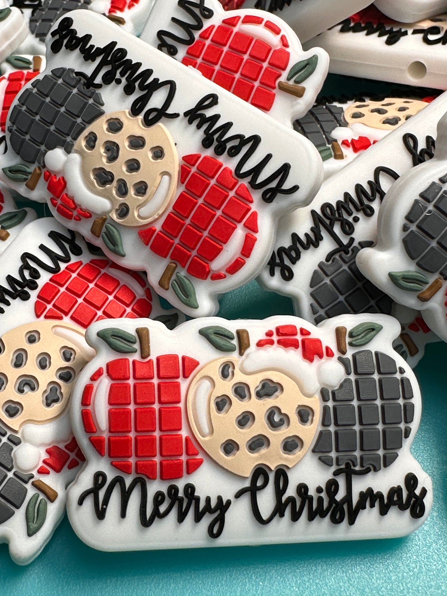 Merry Christmas Apple Focal Bead/ beadable pen/ Silicone bead/ keychain bead/teacher