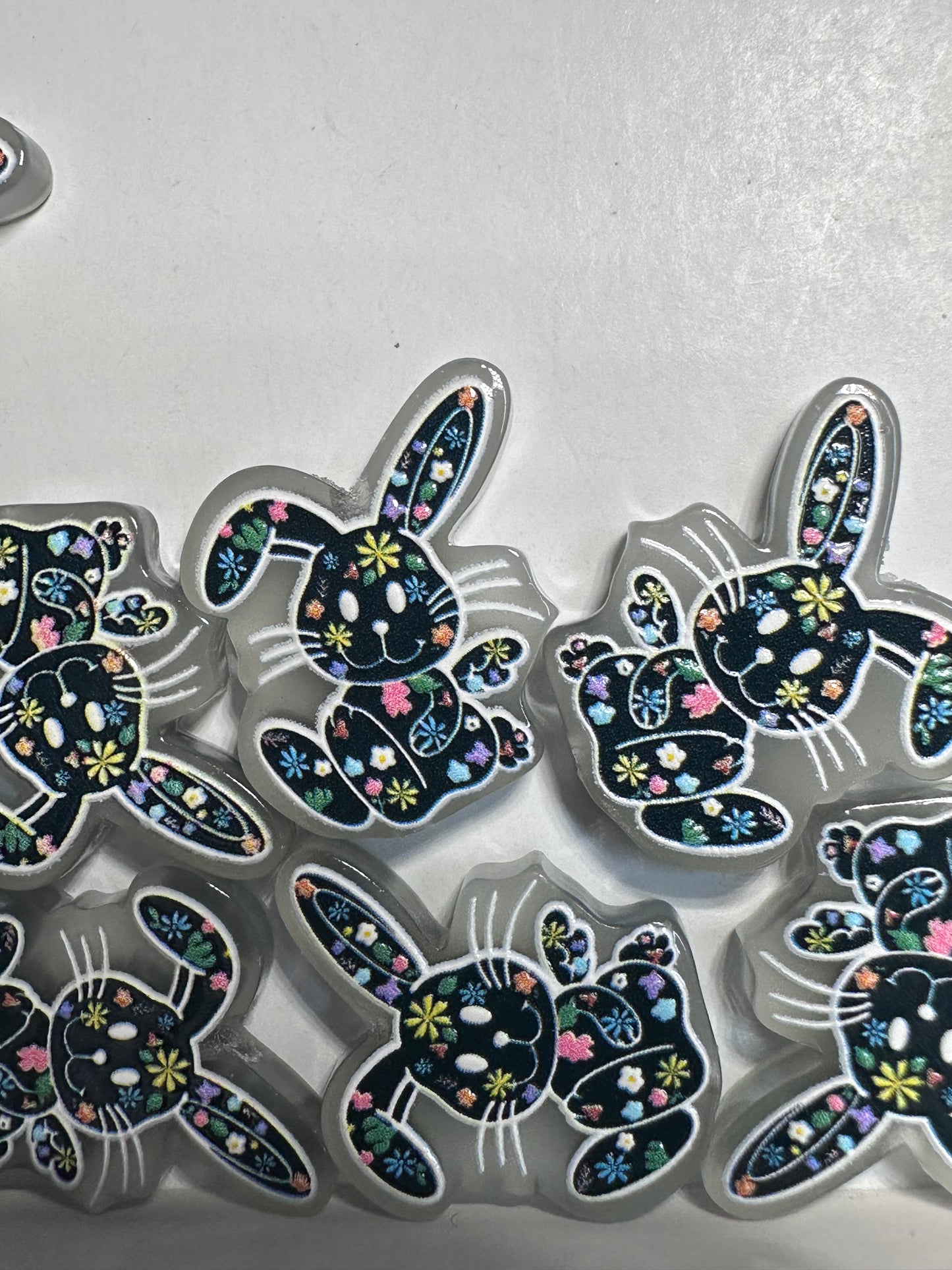 Flowery Bunny acrylic focal bead- set of 2/ focal bead/ pen beading / keychain bead