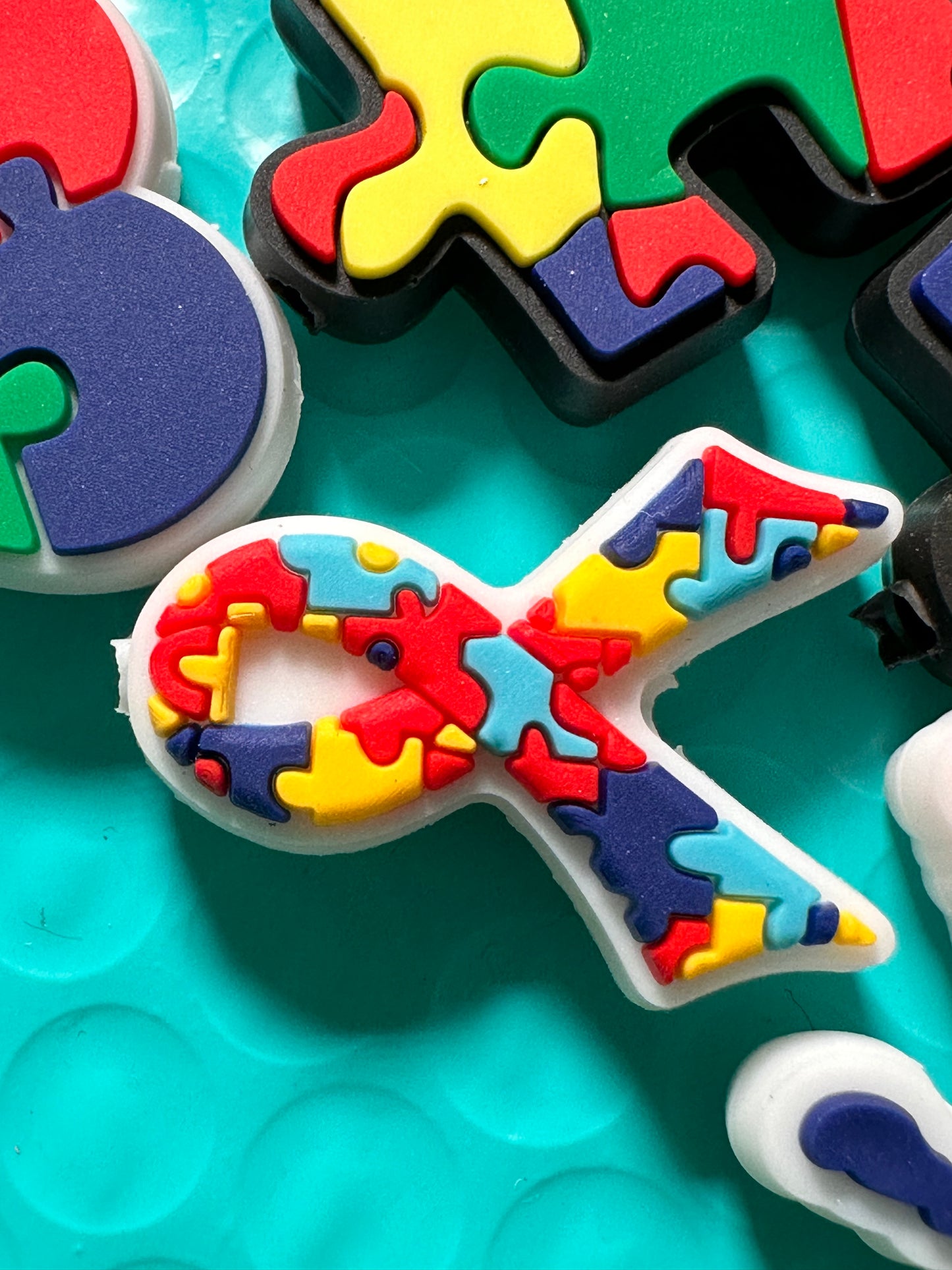 Autism Awareness Puzzle Focal Beads/ beadable pen/ Silicone bead/ keychain bead/ many designs