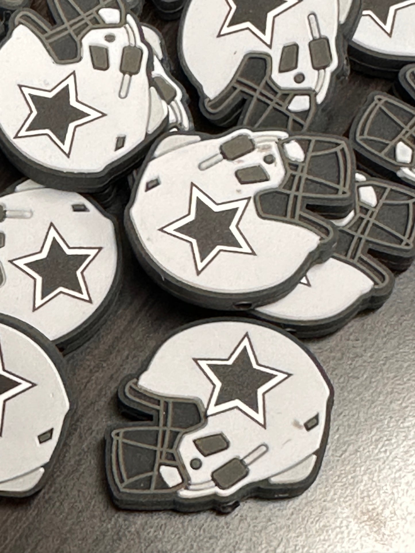 Cowboys focal beads/ NFL / Focal Bead/ beadable pen/ Silicone bead/ keychain bead / Football/ helmet/ (Copy)