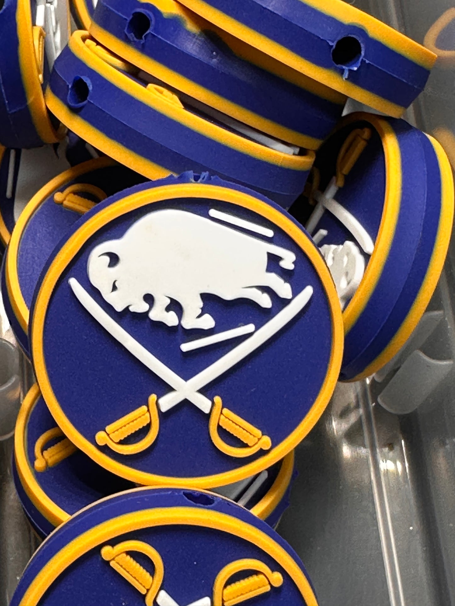 NEW Buffalo Sabers focal bead / silicone focal/ ice hockey team
