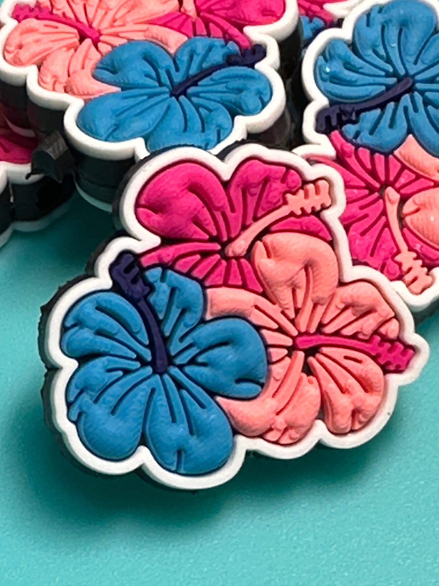 Hibiscus Focal Bead/ Hawaiian flowers / pen beading