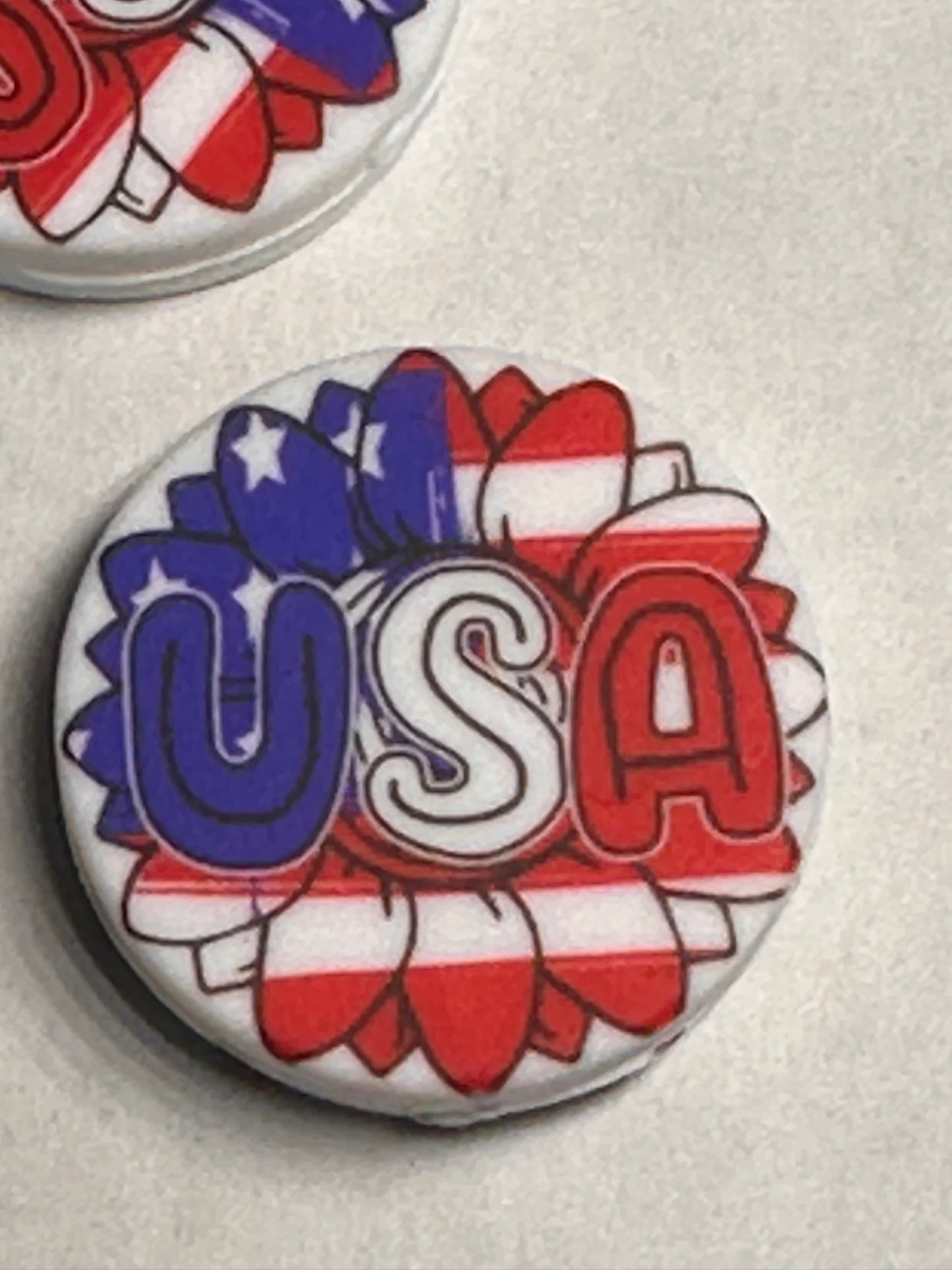 American Flag/ Focal Bead/ USA/ beadable pen/ Silicone bead/ keychain bead/ Patriotic/ Fourth of July/ America / flower