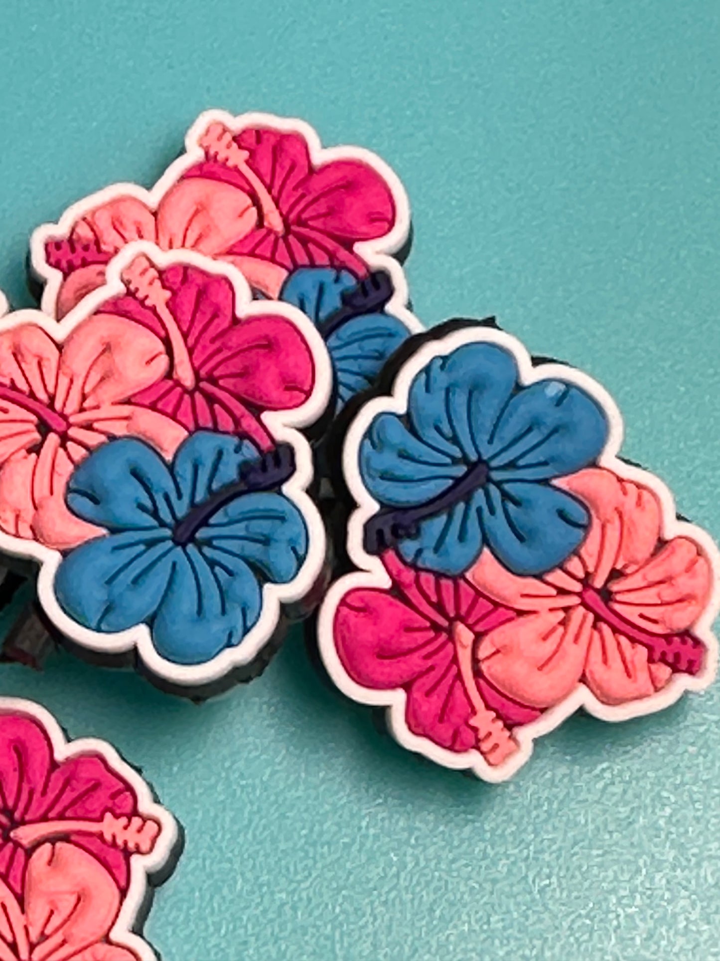 Hibiscus Focal Bead/ Hawaiian flowers / pen beading