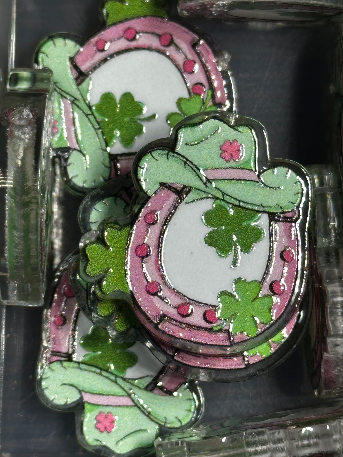 Lucky acrylic focal bead- set of 2/ focal bead/ pen beading / keychain bead/ Horseshoe - Lucky clover- Lucky hat