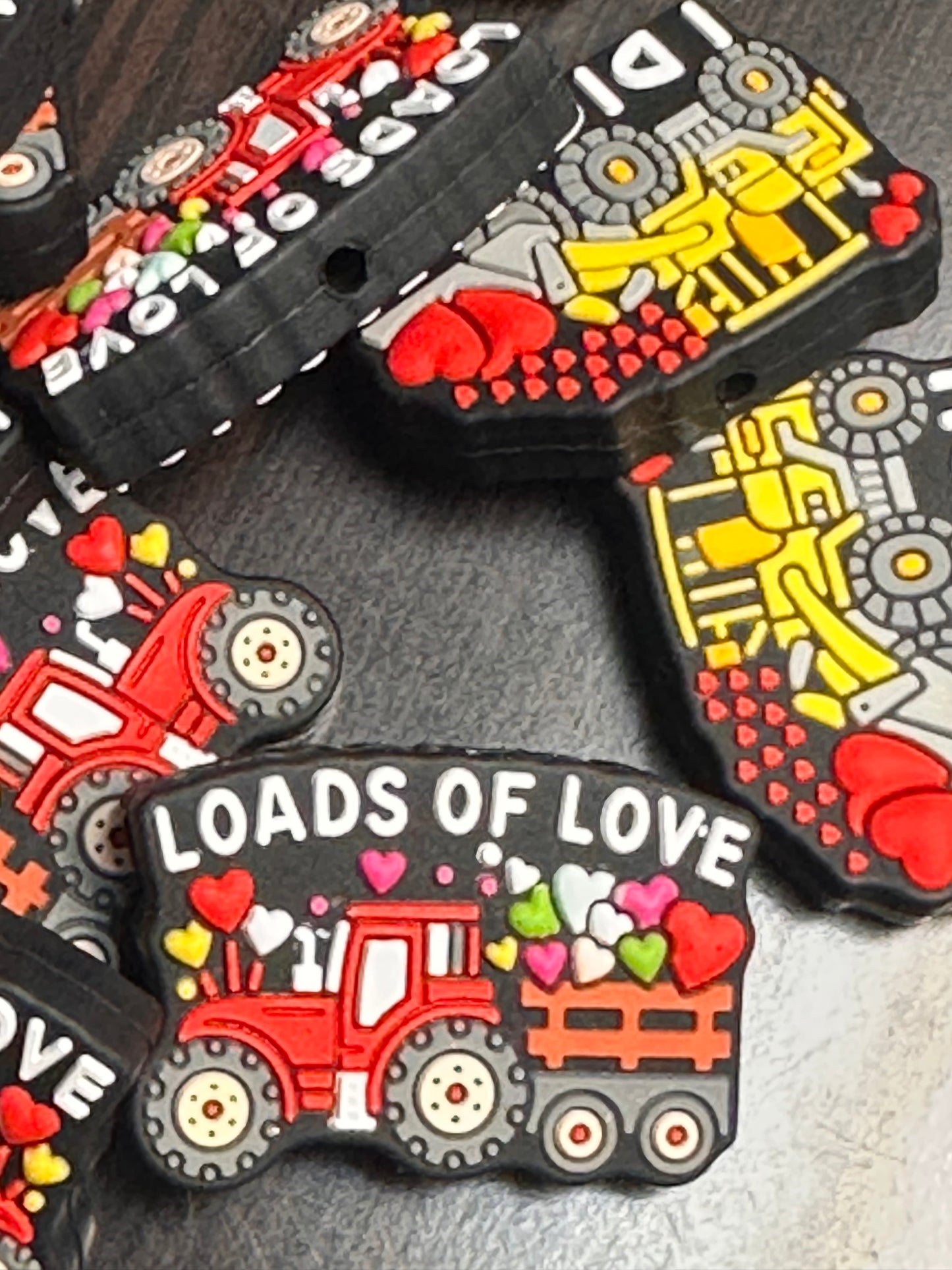 Tractor with Hearts and Loads of Love beads/ beadable pen/ Silicone bead/ keychain bead/Valentines Day hearts/