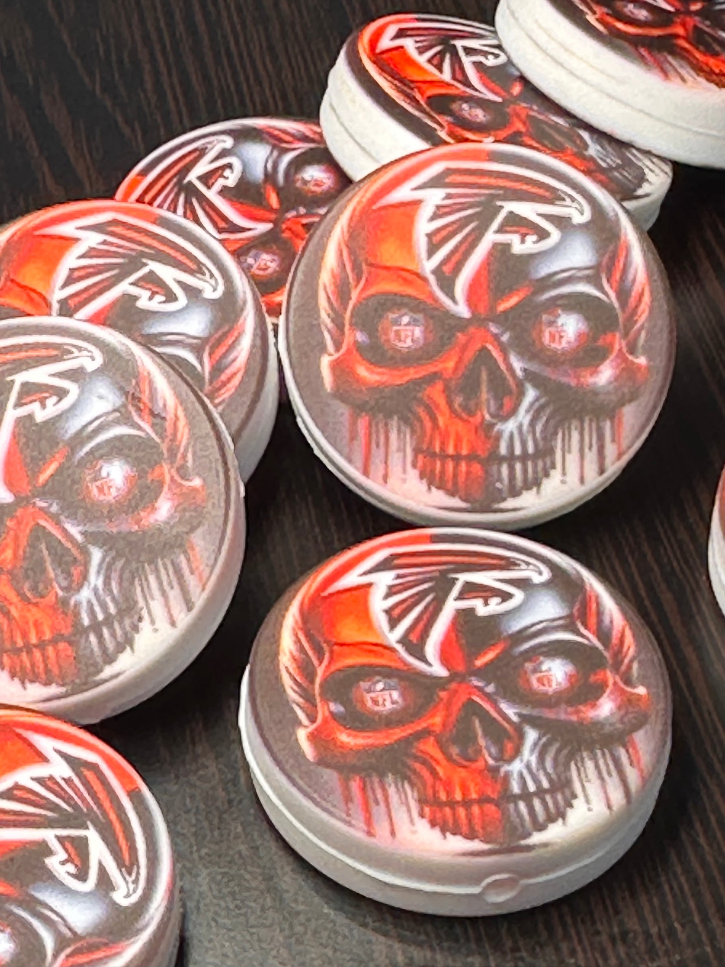 NEW Atlanta Falcons focal bead / football / NFL/ #3 skull