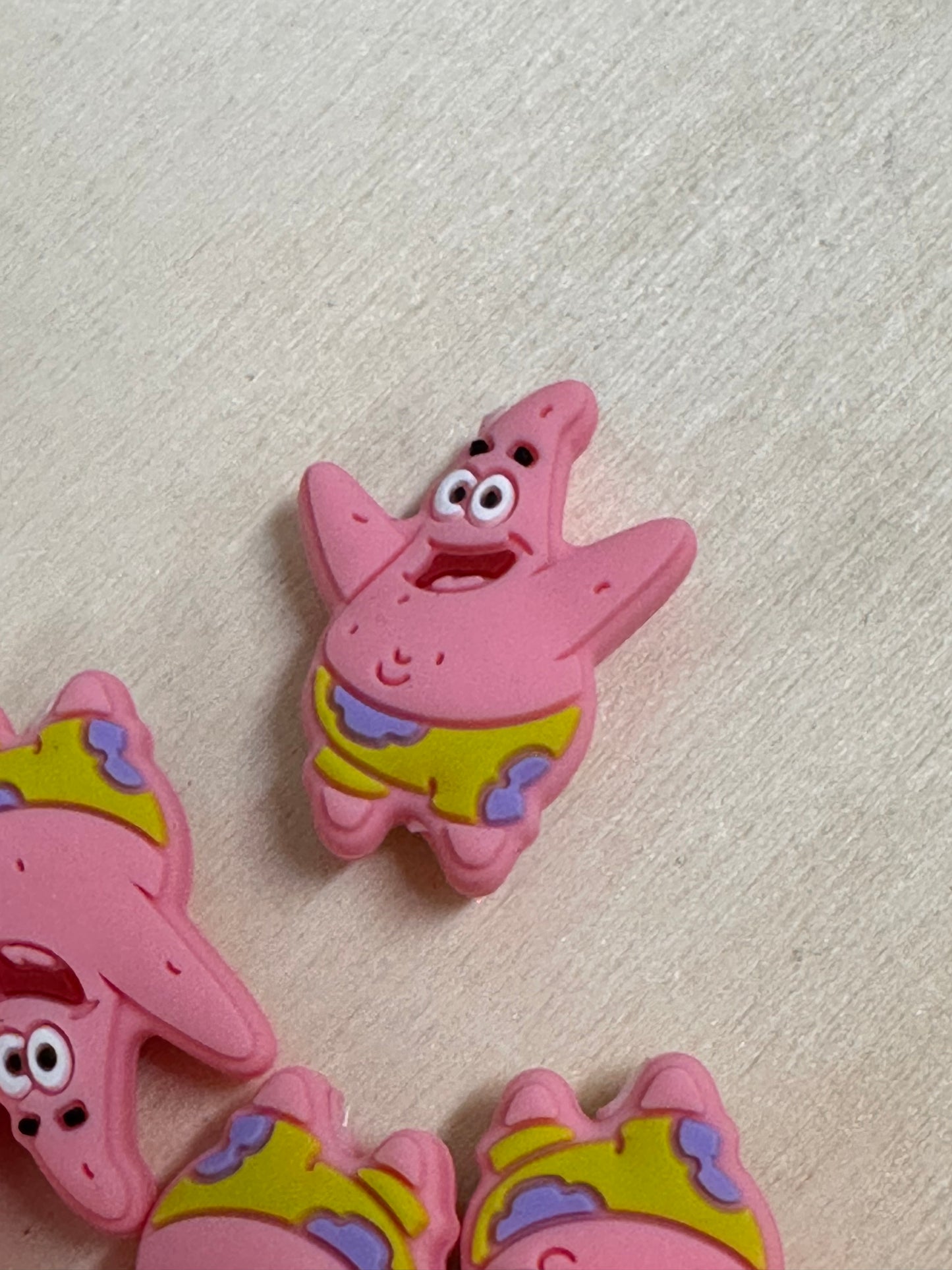 Pat silicone focal bead/ starfish/ pink/ swimming/ sea/ pen beading