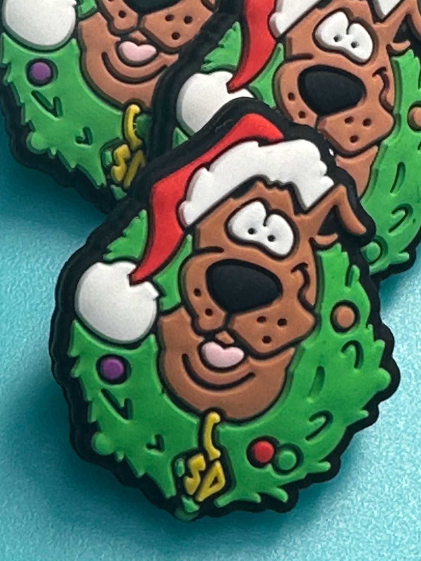 Christmas wreath/dog/ Santa hat/ Focal Bead/ beadable pen/ Silicone bead/ keychain bead/