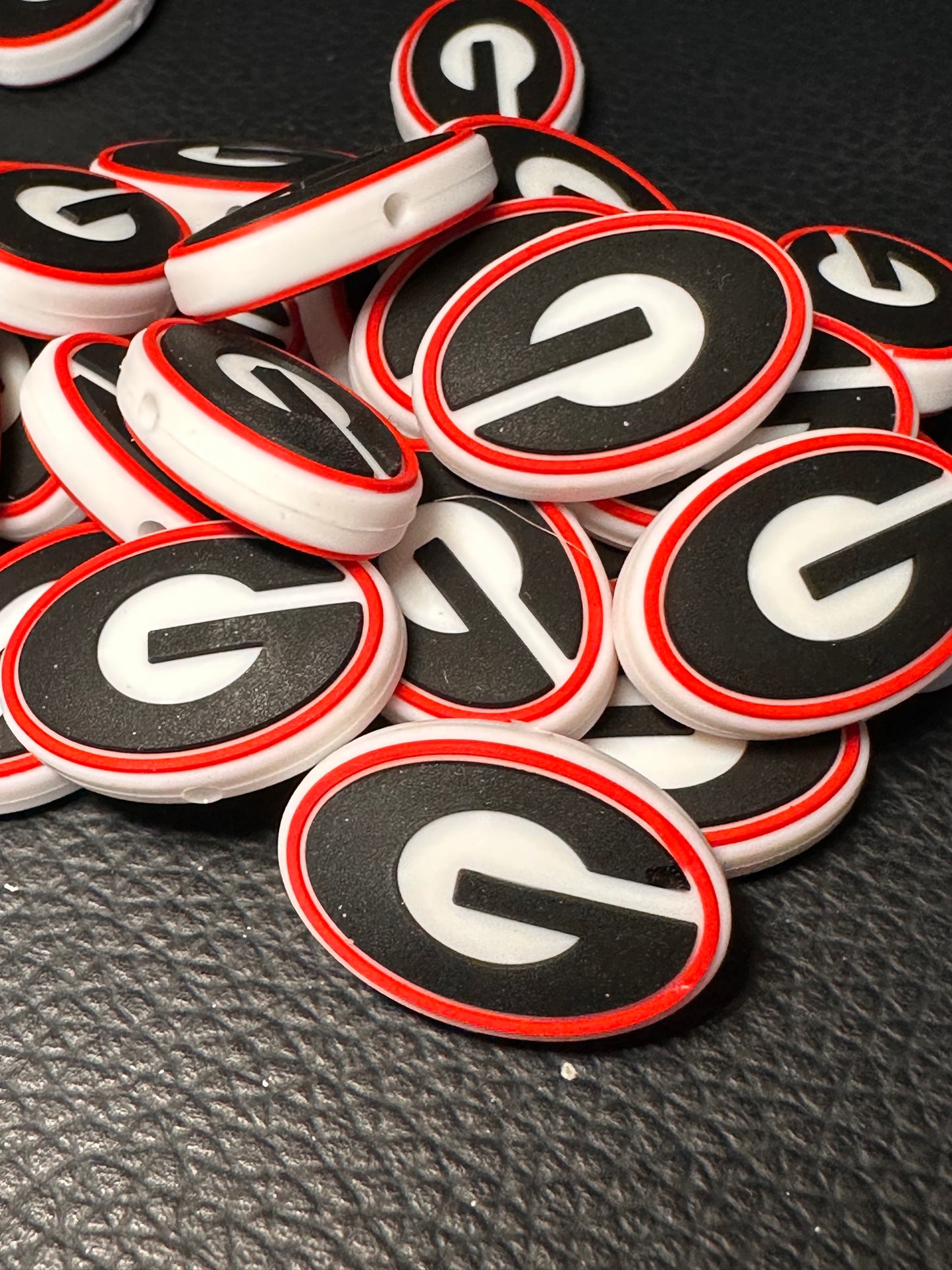 Georgia Bulldogs focal bead / design #1