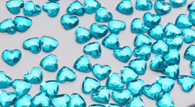 Sparkly little flat backs faceted heart shaped charms/many colors/