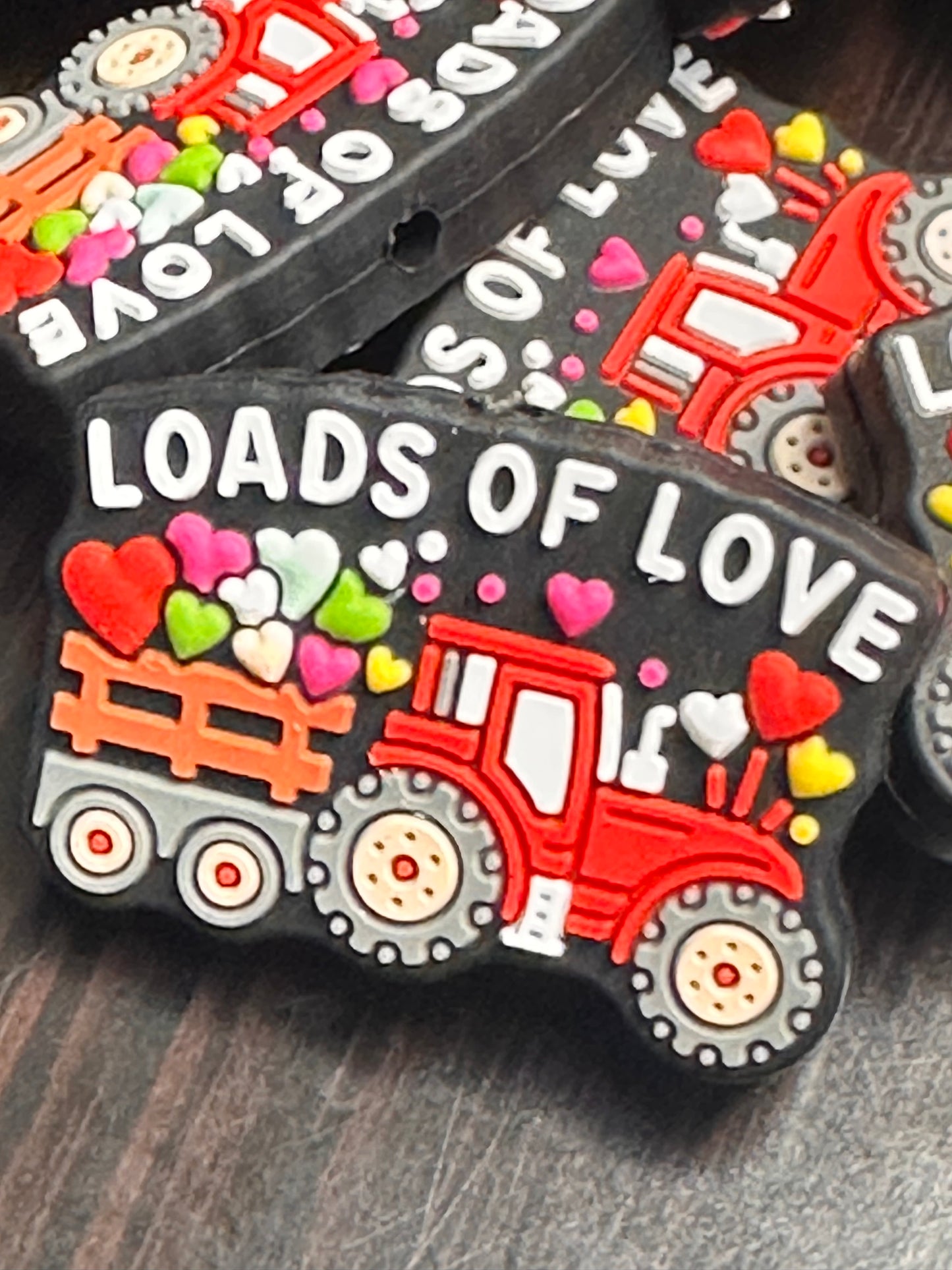 Tractor with Hearts and Loads of Love beads/ beadable pen/ Silicone bead/ keychain bead/Valentines Day hearts/