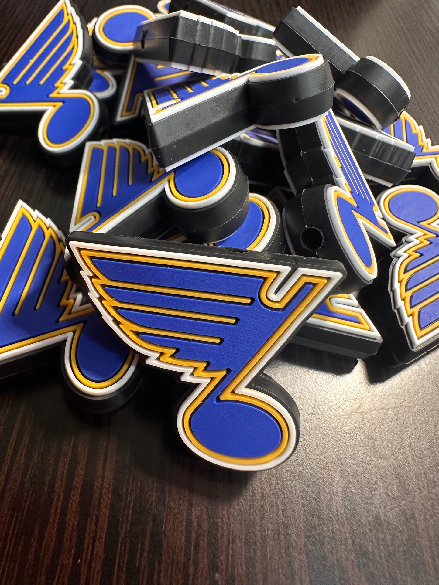 NEW St. Louis Blues focal bead / silicone focal/ ice hockey team