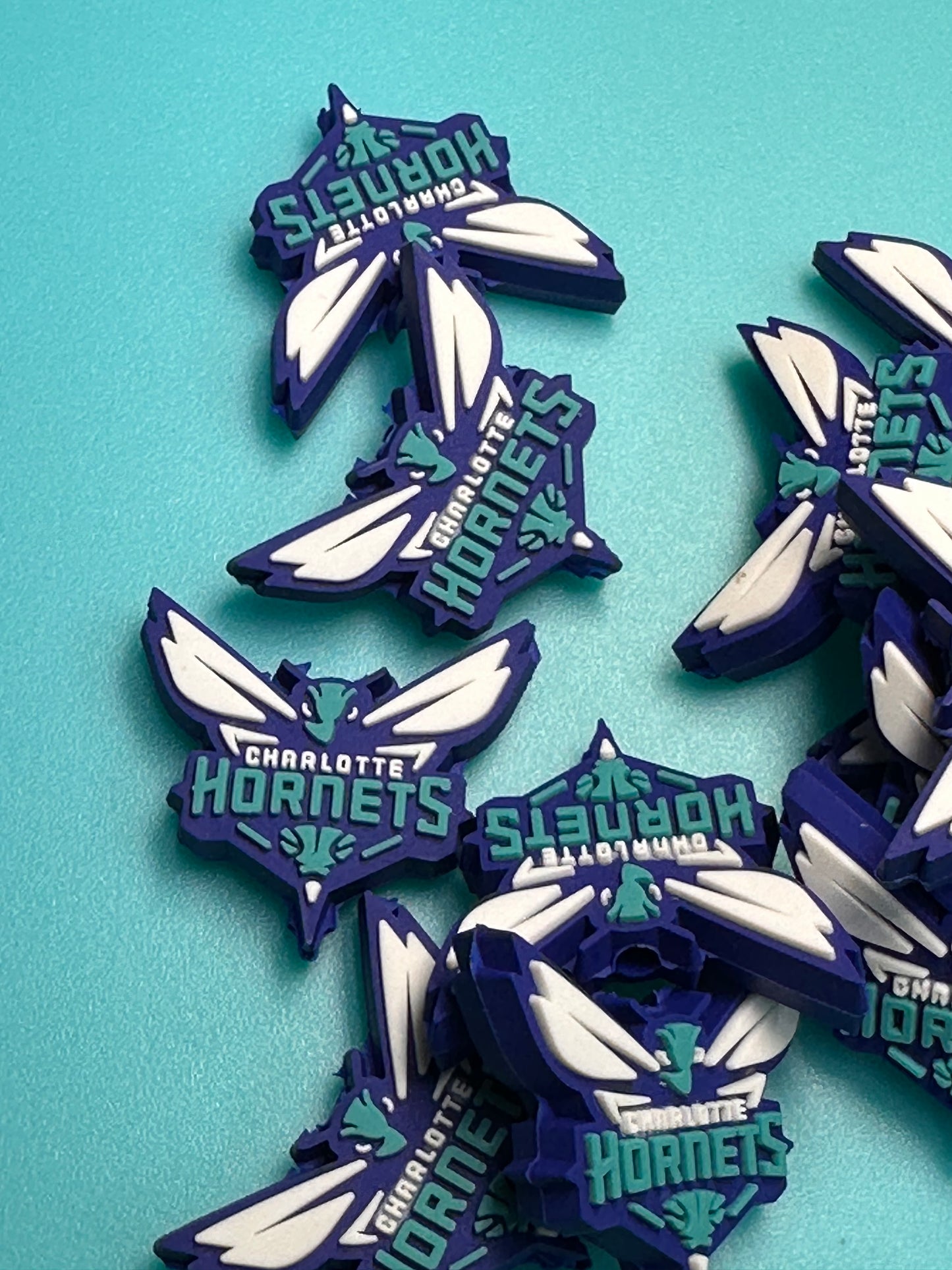 Charlotte Hornets team focal bead / basketball