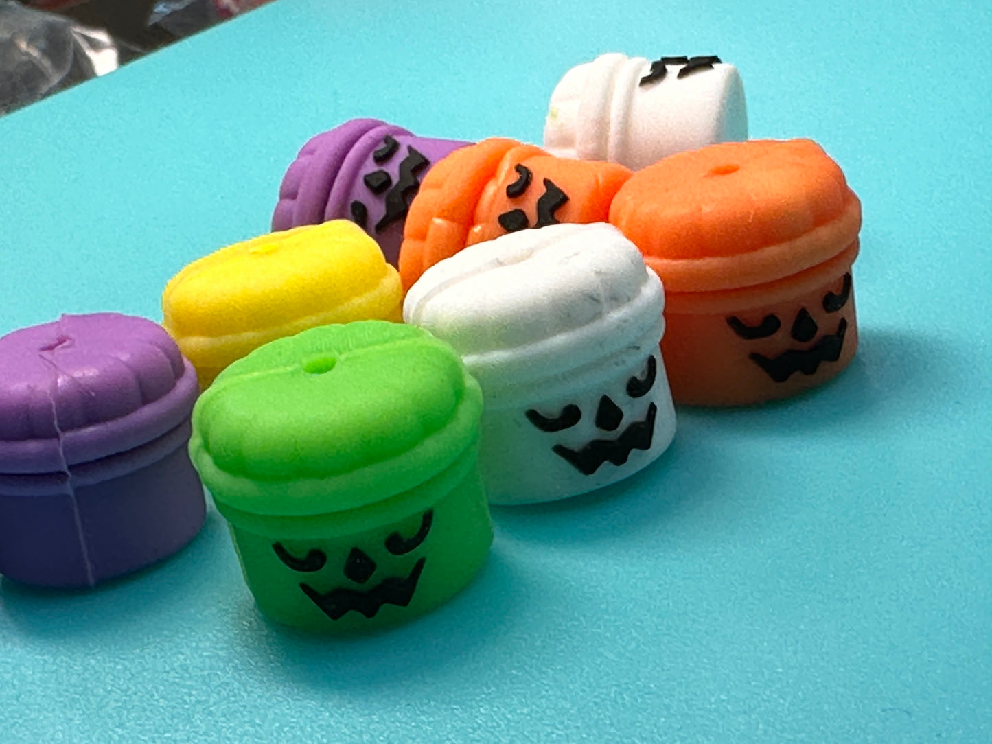 3D happy bucket silicone focal bead/ jack o lantern/ Halloween